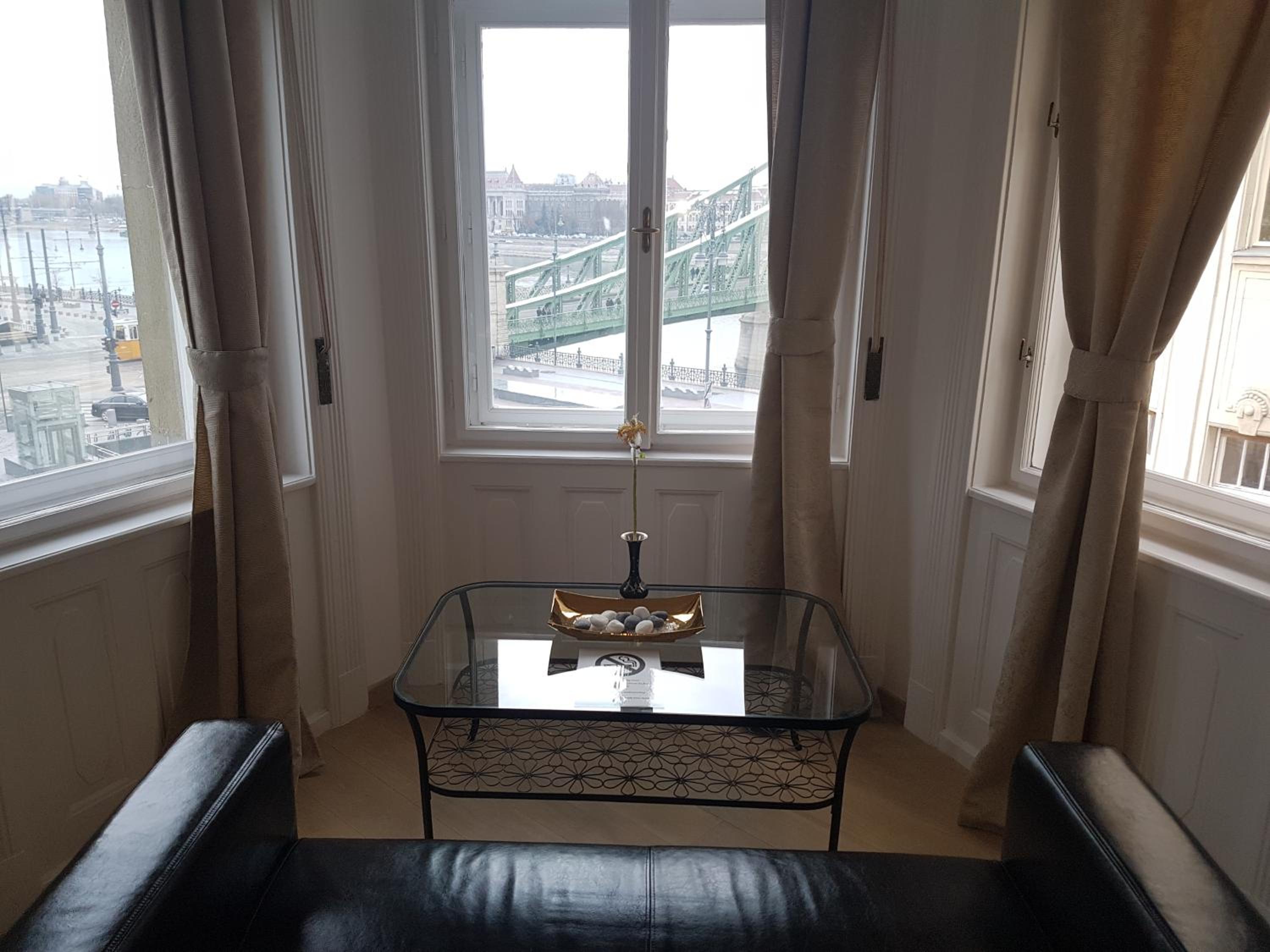 Deluxe Double or Twin Room with River View