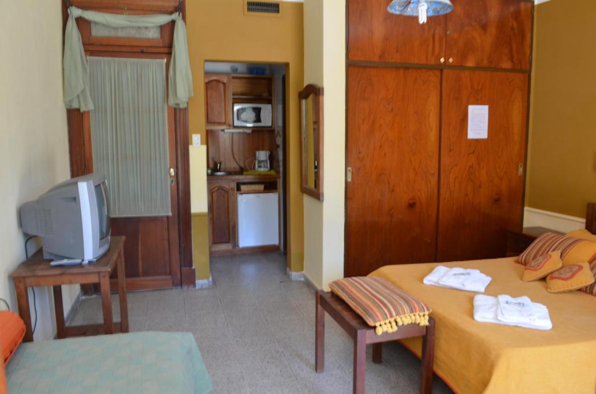 Triple Room with Garden View photo 2