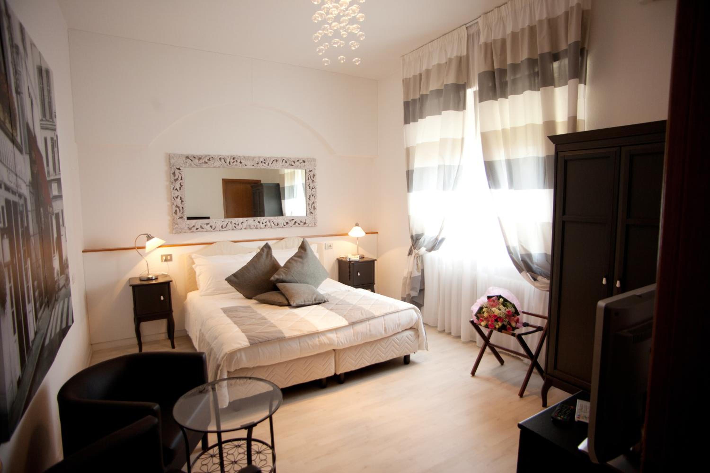 Junior Suite - Photo 5