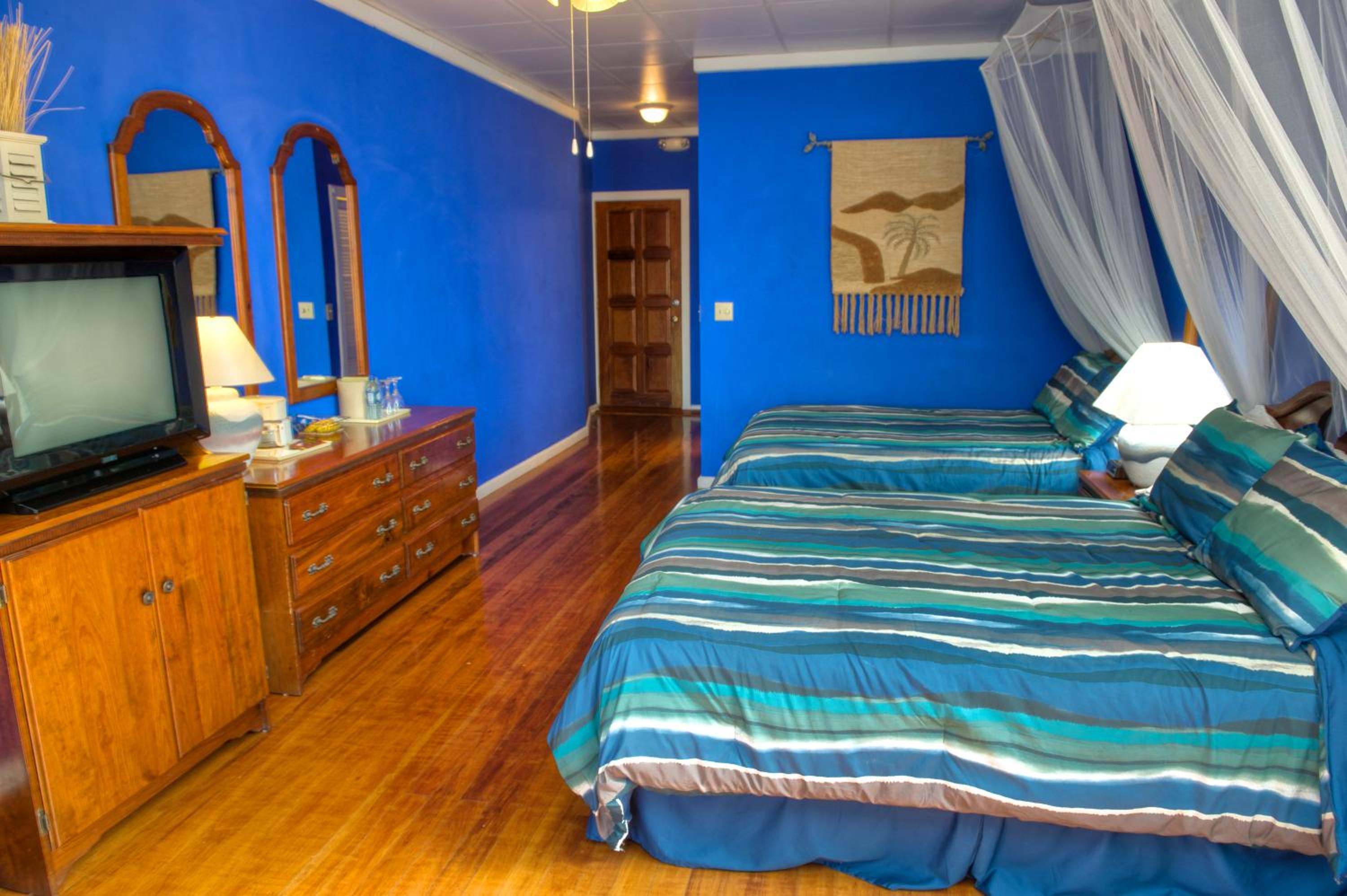 Deluxe Colonial Room - 2 Double Beds (Verandah Access) - Photo 9