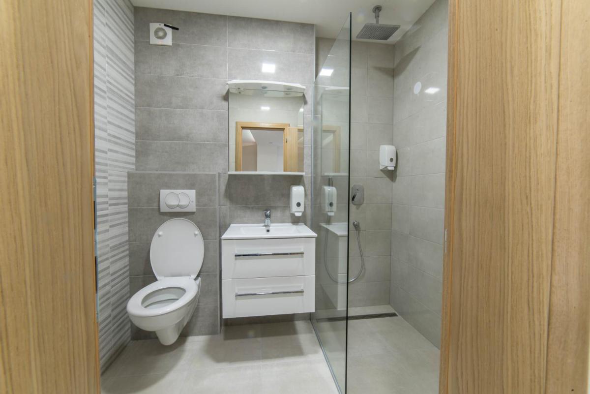 Double or Twin Room photo 3