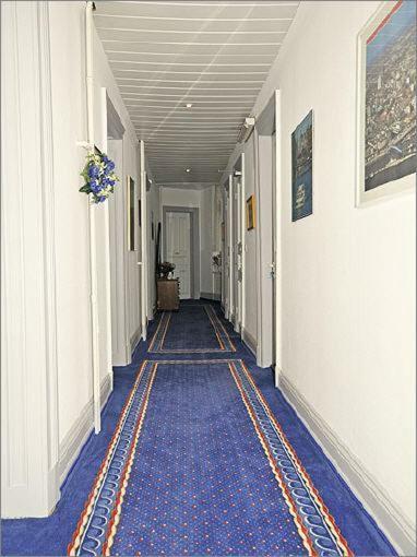 Single Room - Photo 3