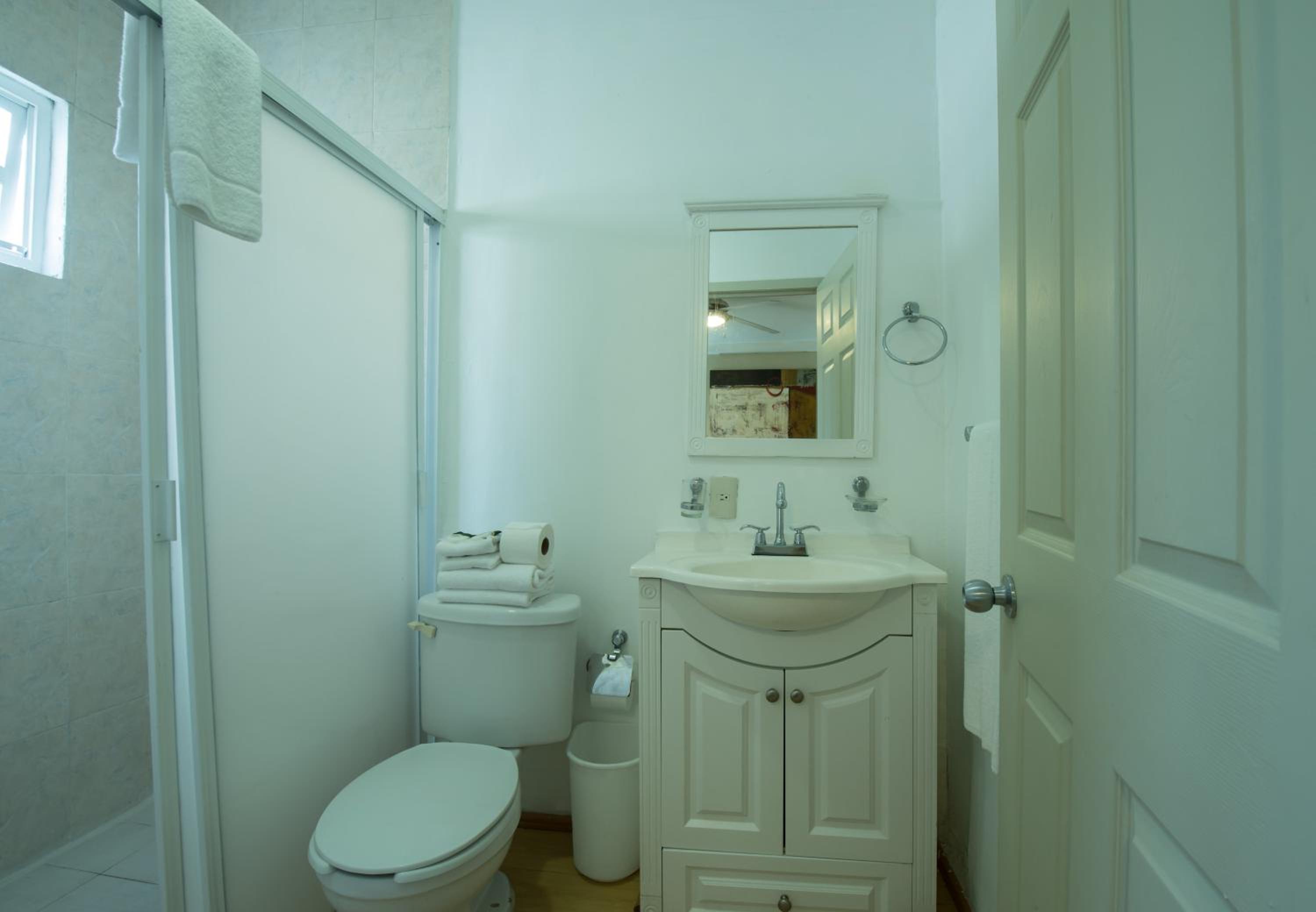 Two-Bedroom Suite - Photo 2