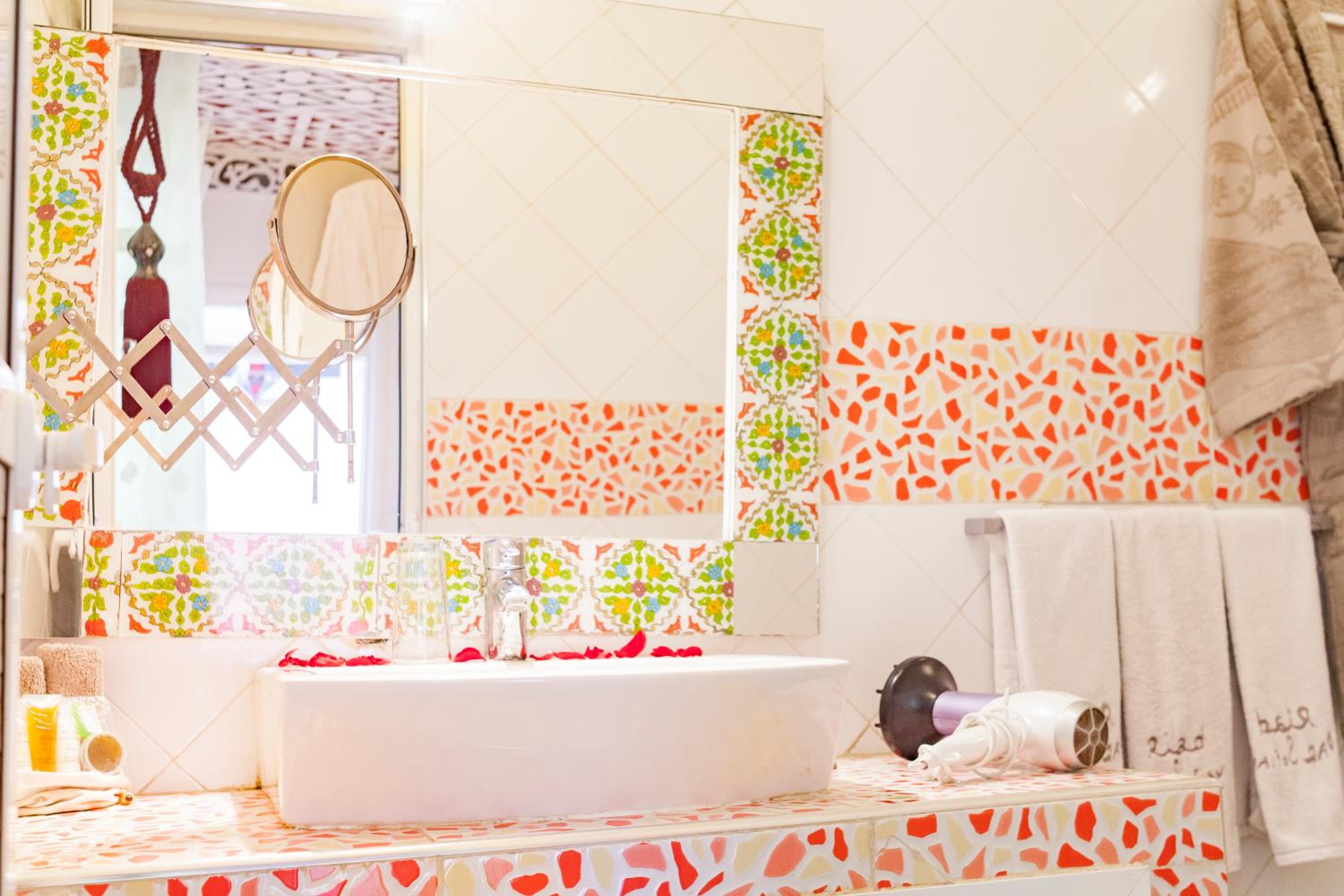 Deluxe Triple Room - Photo 6