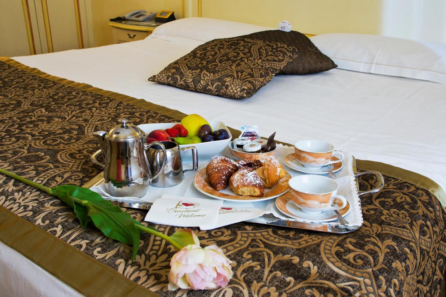 Junior Double Room - Photo 11