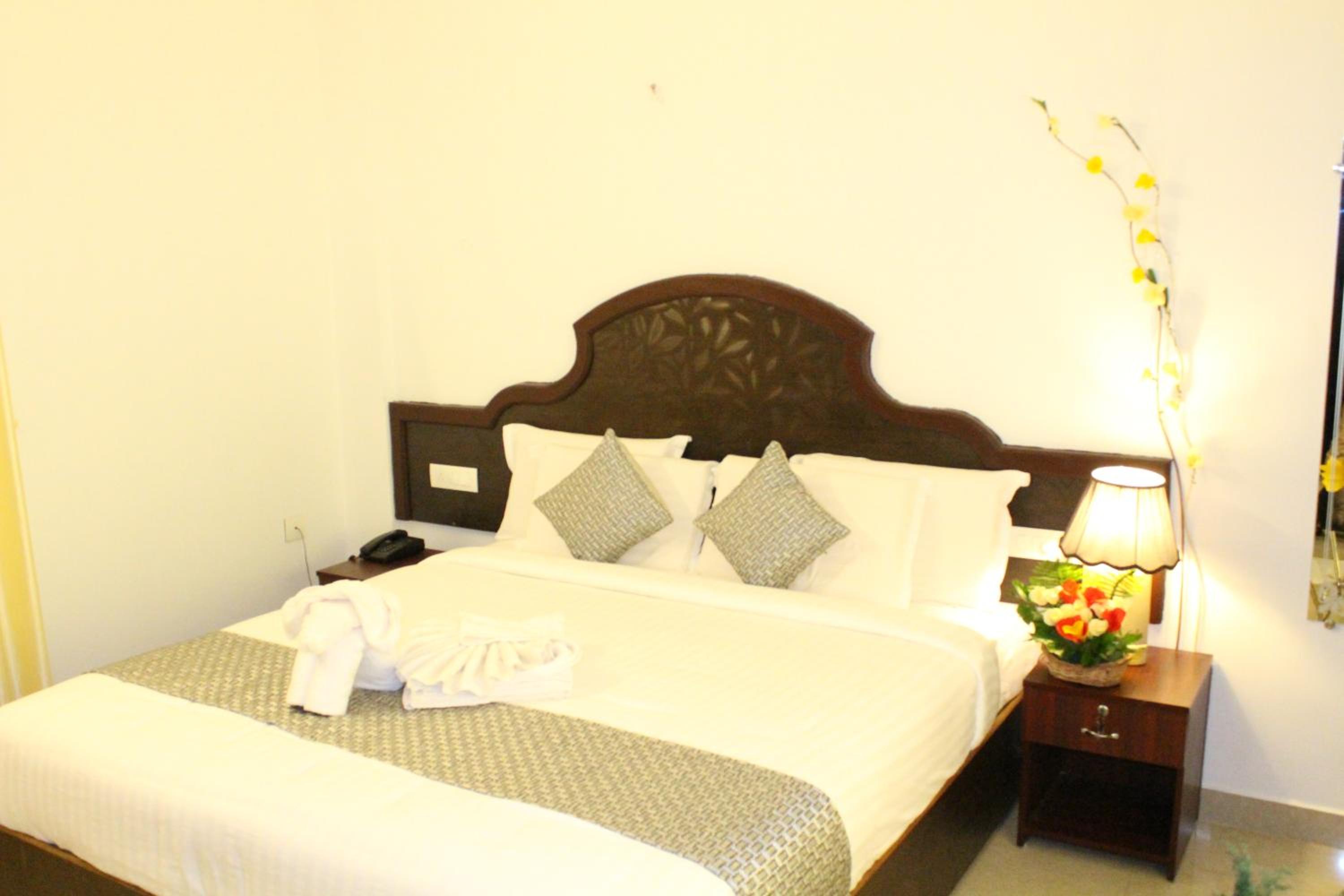 Deluxe King Room photo 3
