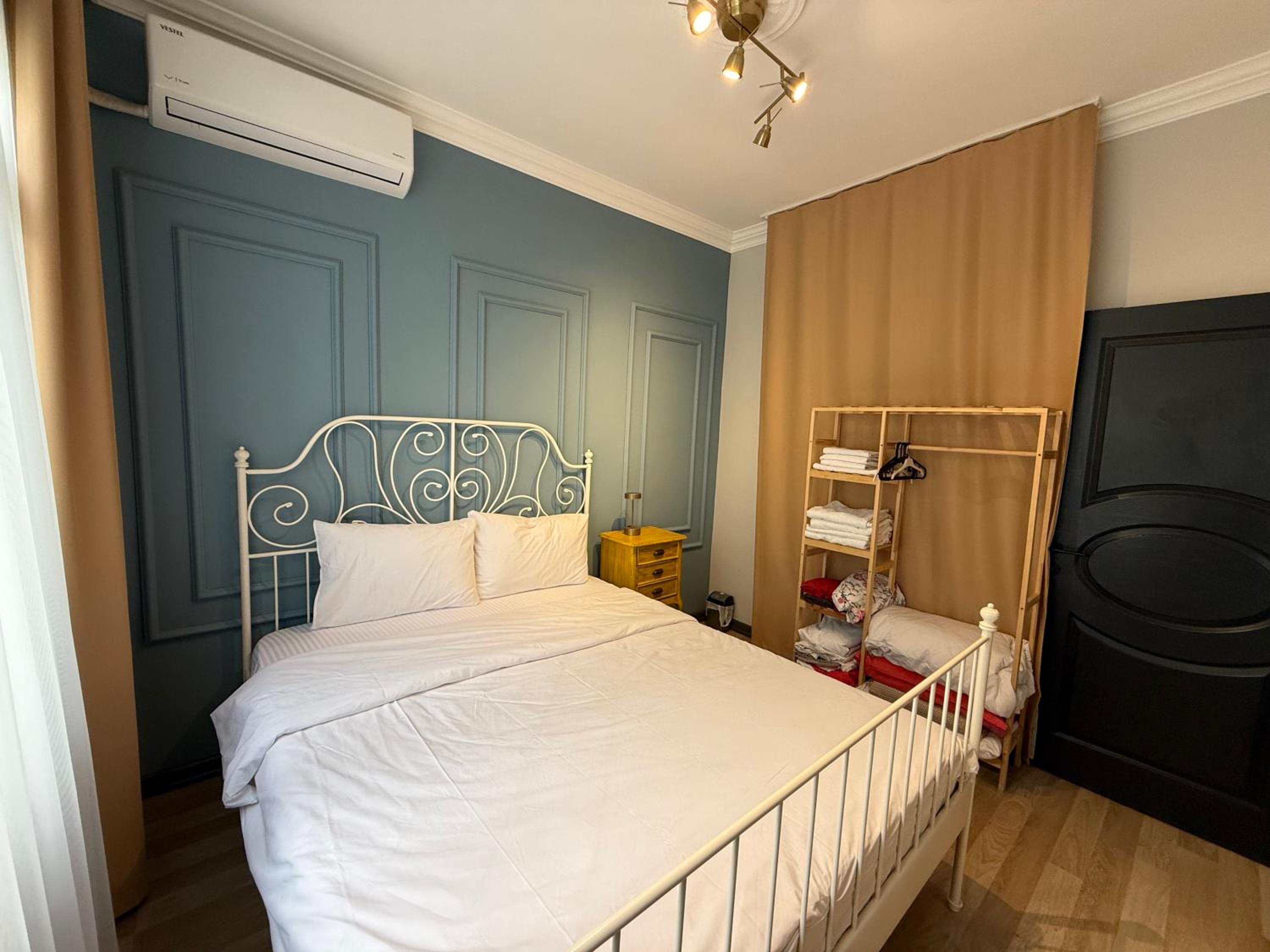 Two-Bedroom Deluxe Apartment with Balcony photo 2