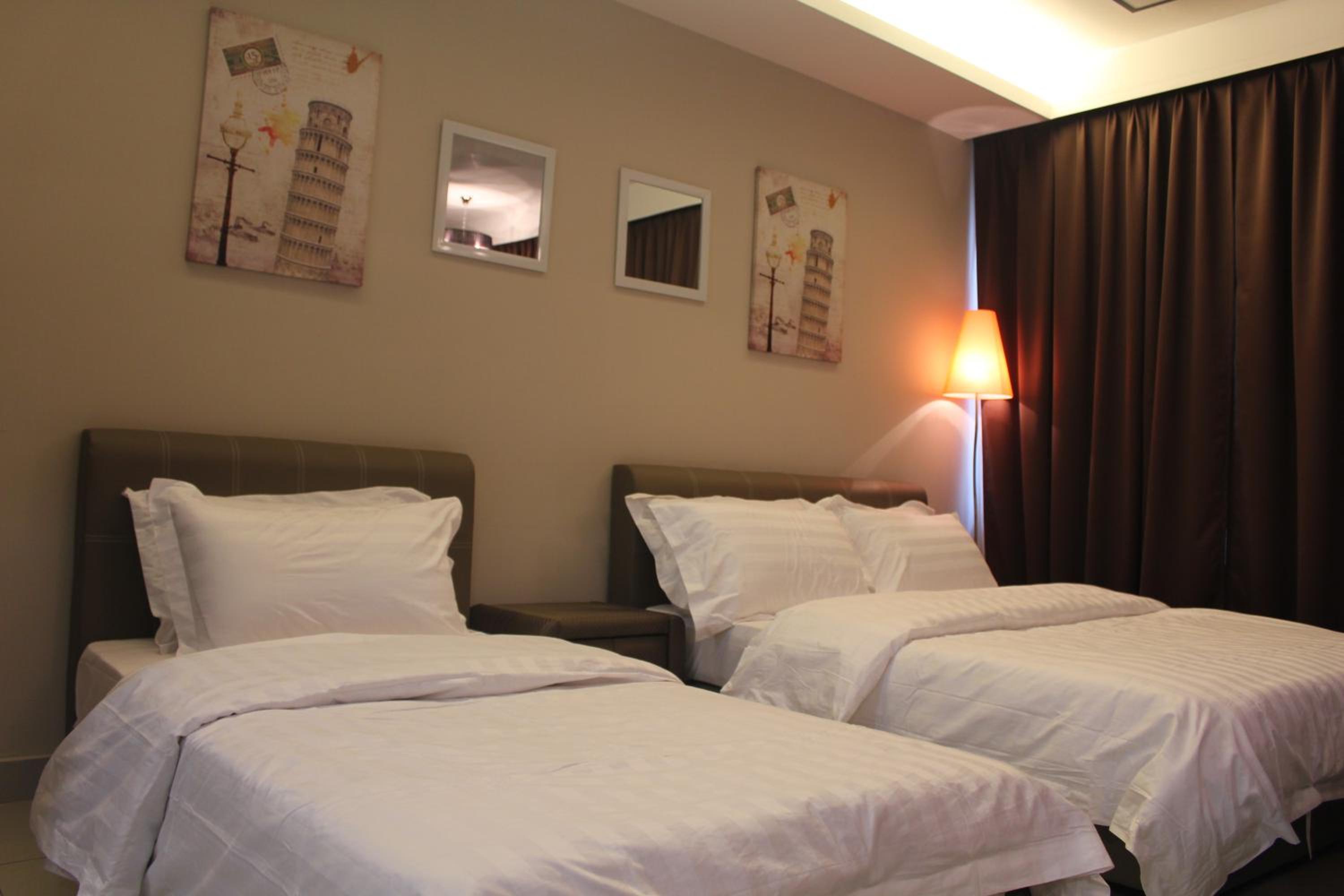 Deluxe Triple Room - Photo 4
