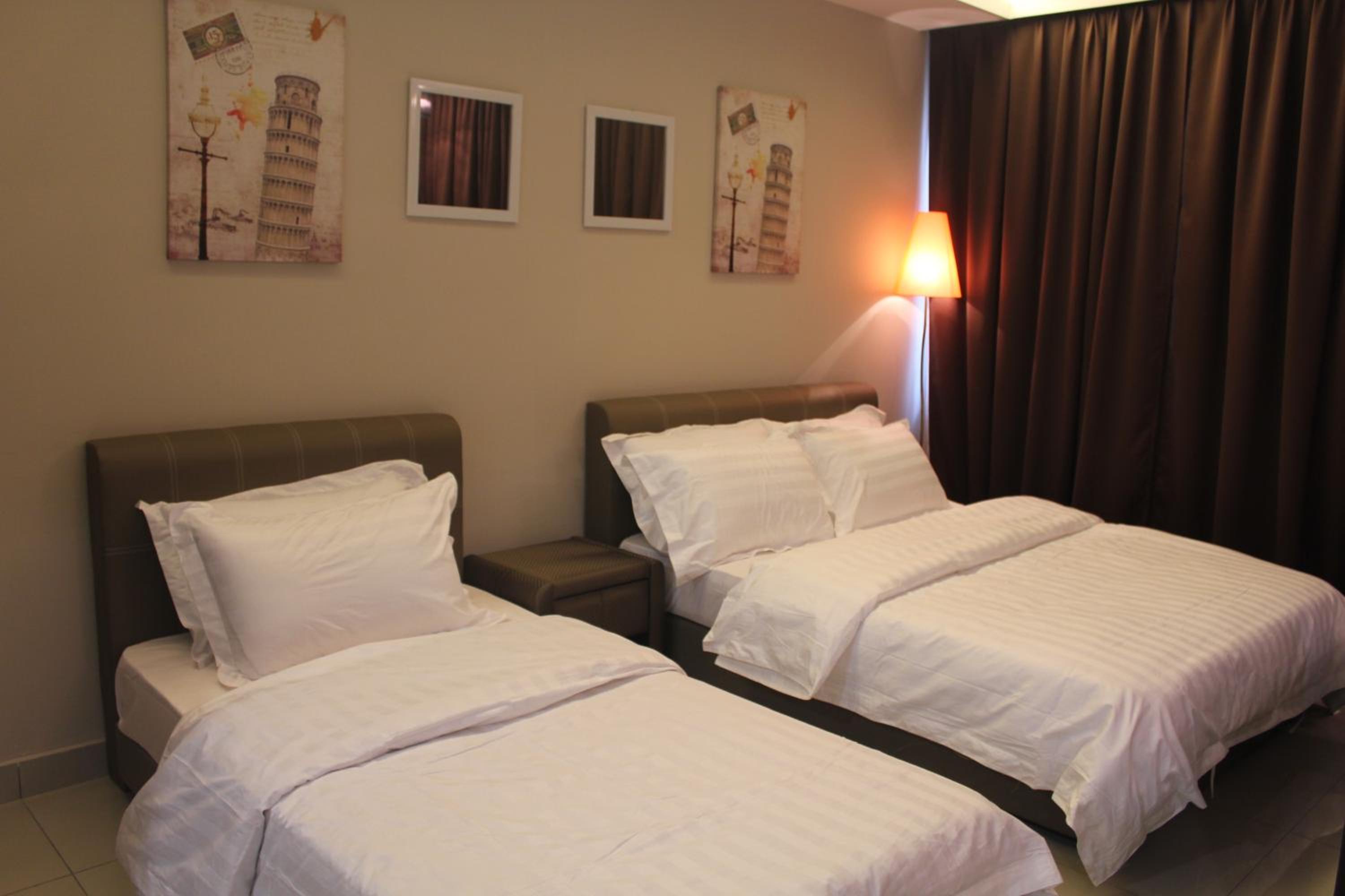 Deluxe Triple Room - Photo 1