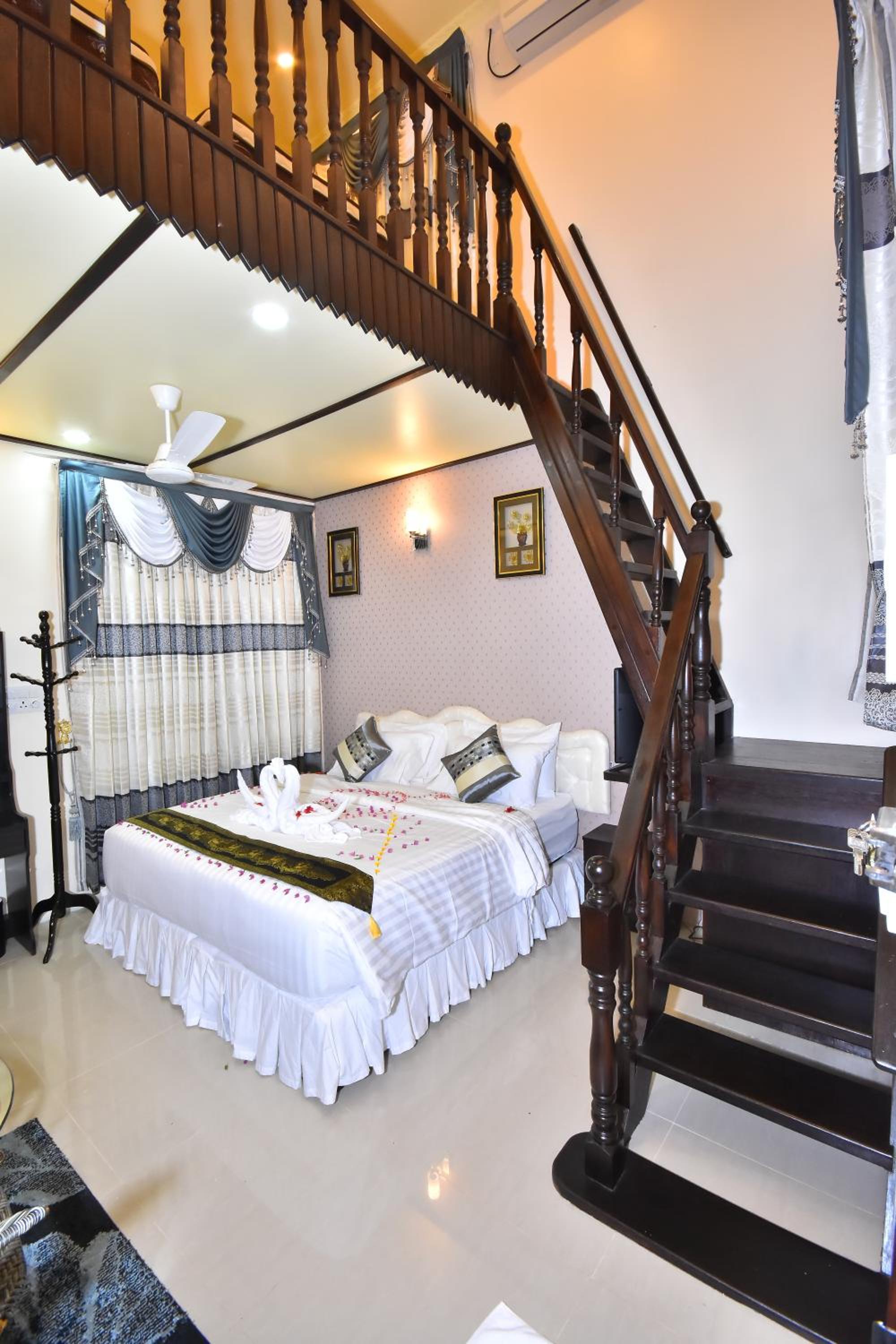 Deluxe Family Suite