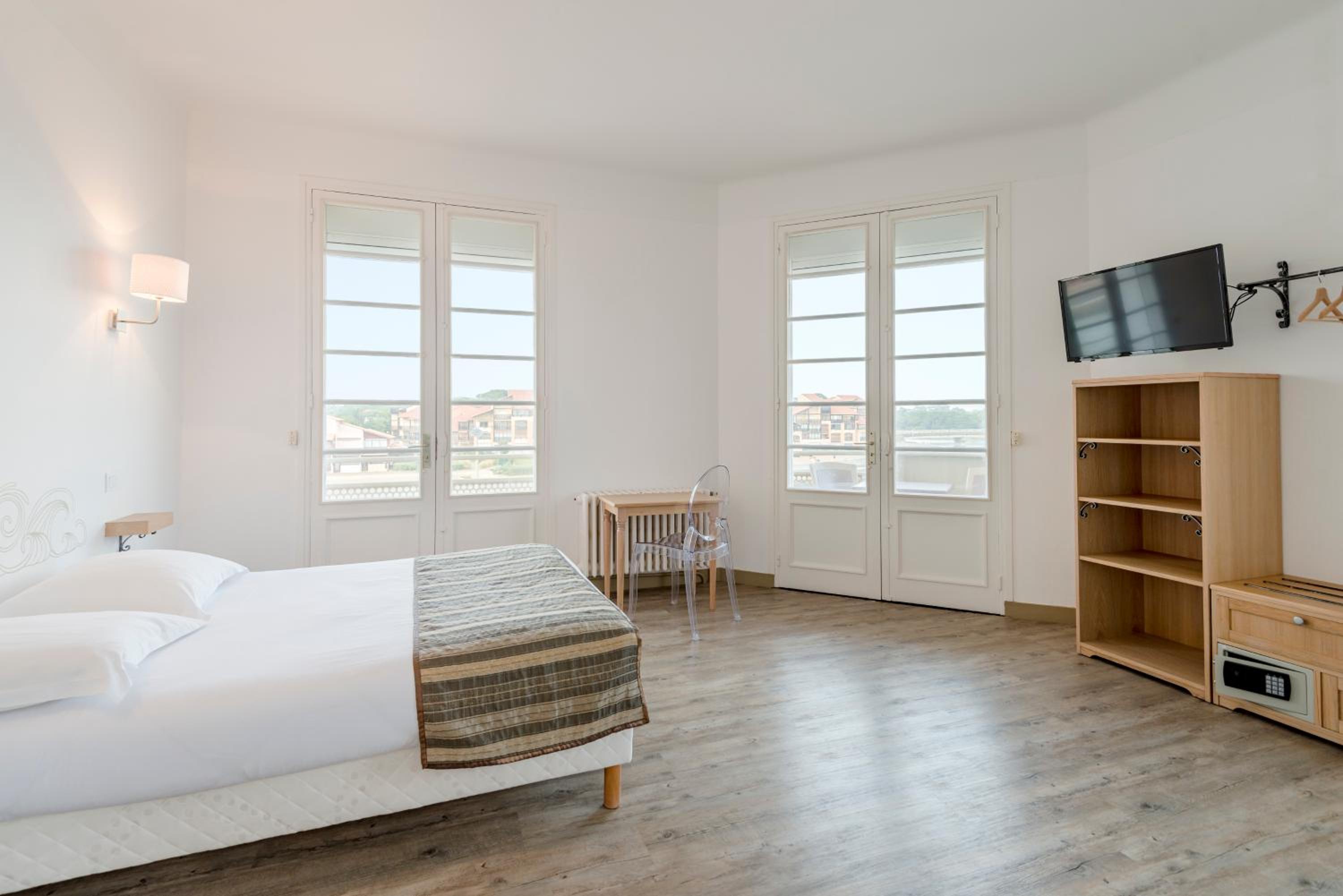 Ocean Superior Room - Photo 1