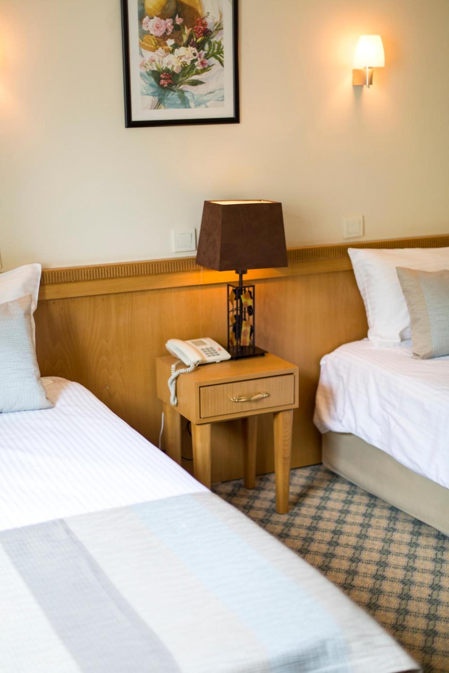Standard Double Room photo 3