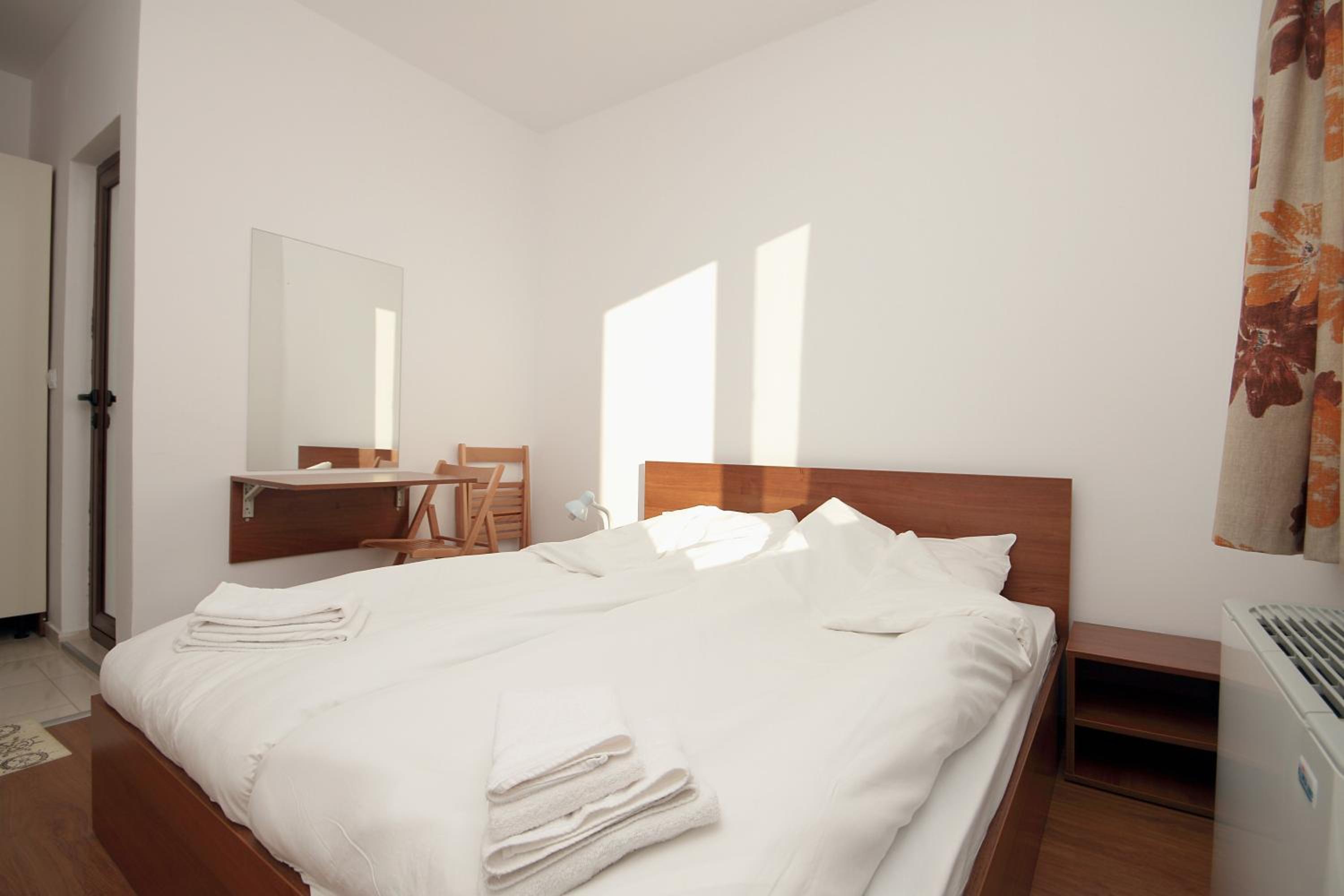 Budget Double Room photo 1