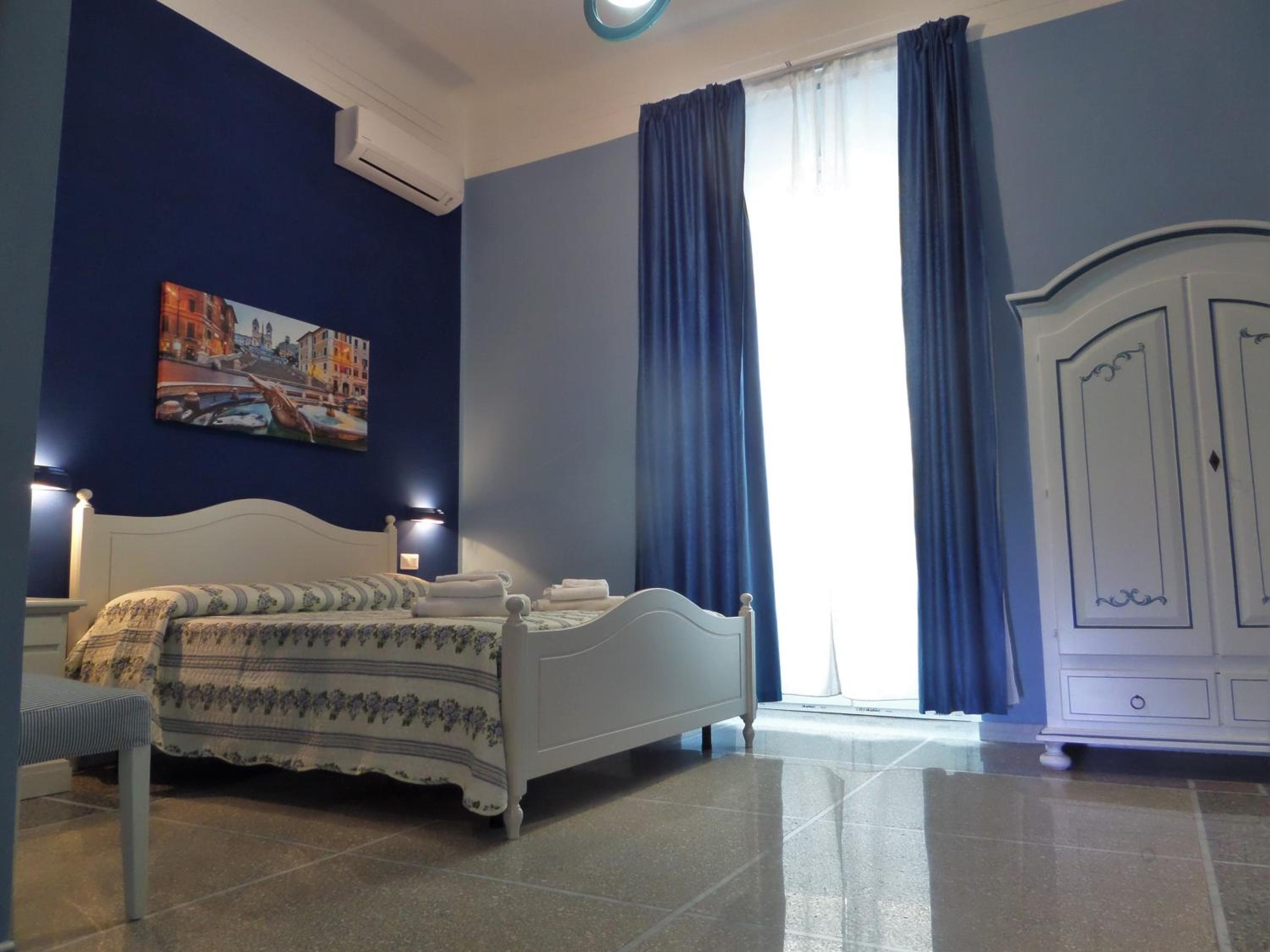 Triple Room with Balcony photo 3