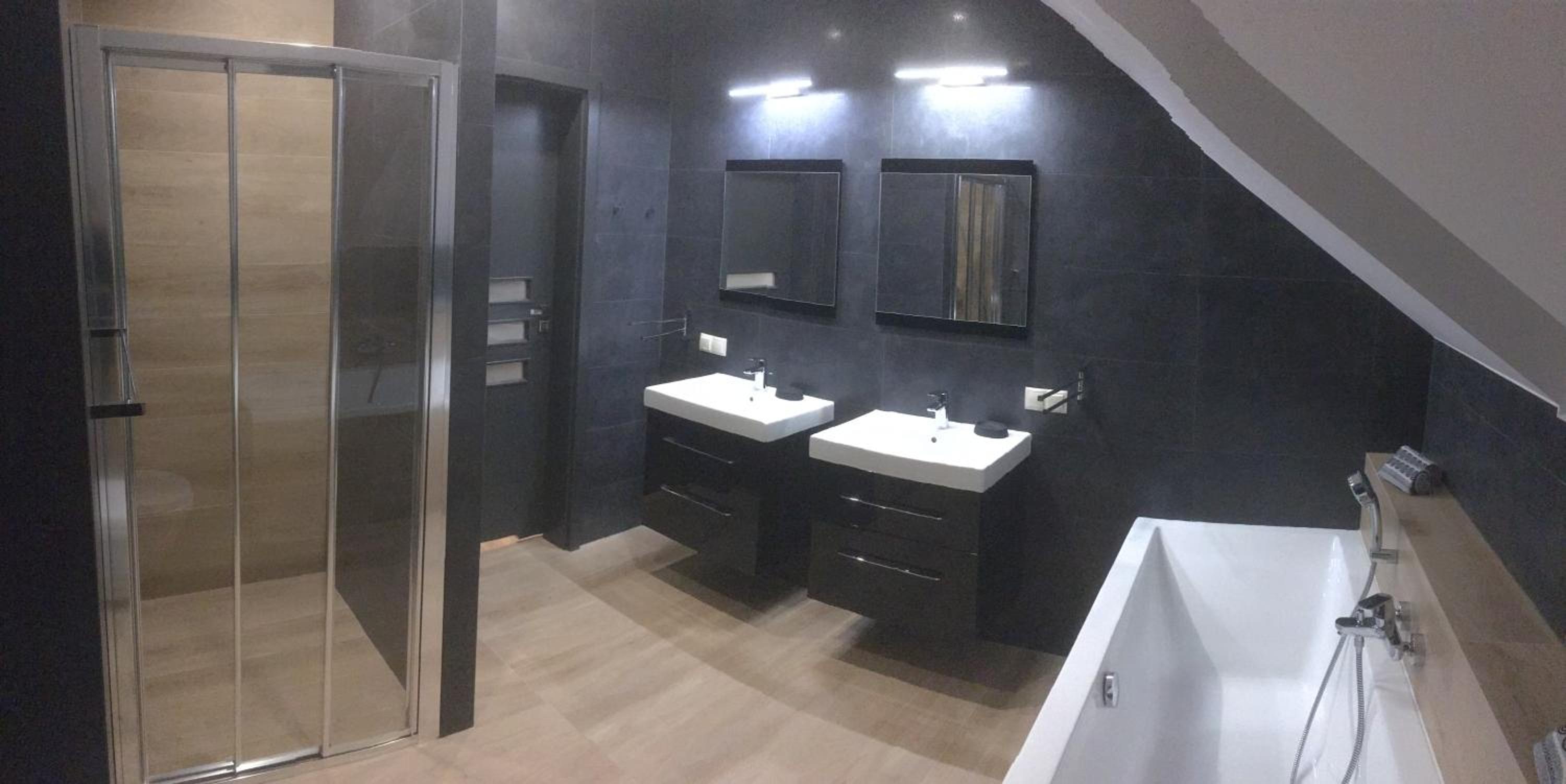 Three-Bedroom Chalet - Photo 32