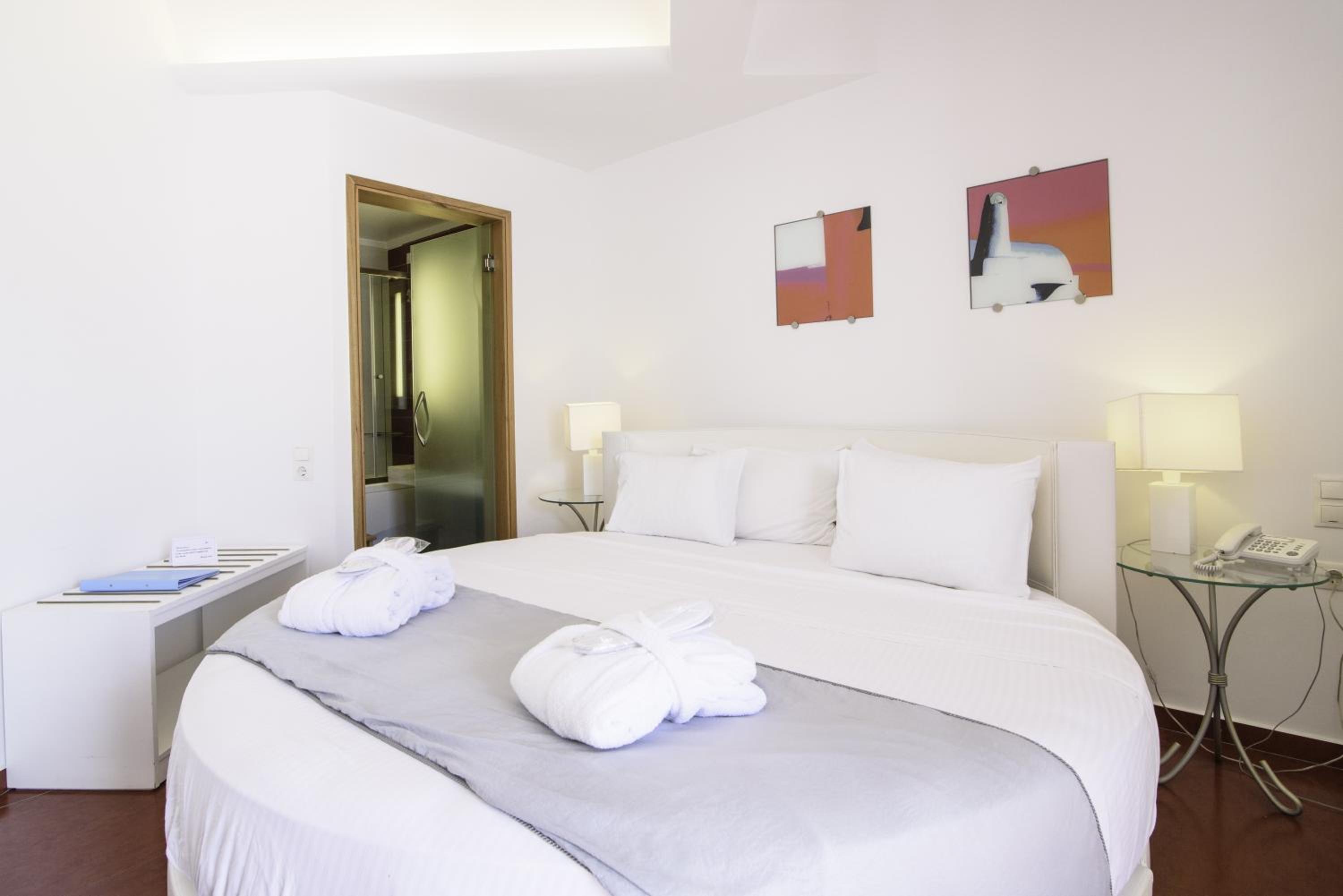 Deluxe Double Room with Outdoor Jetted Tub