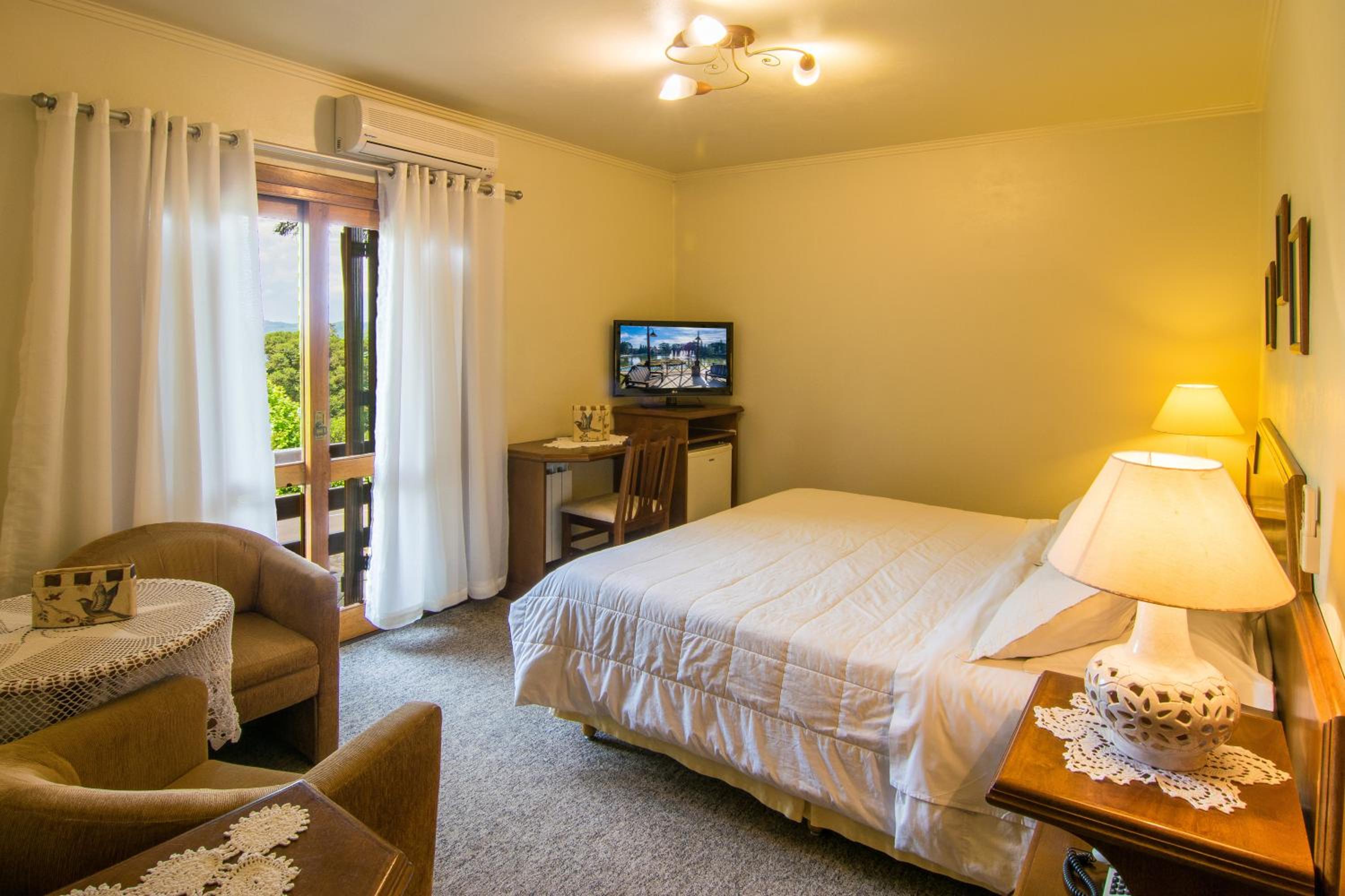 Deluxe Double or Twin Room with Balcony