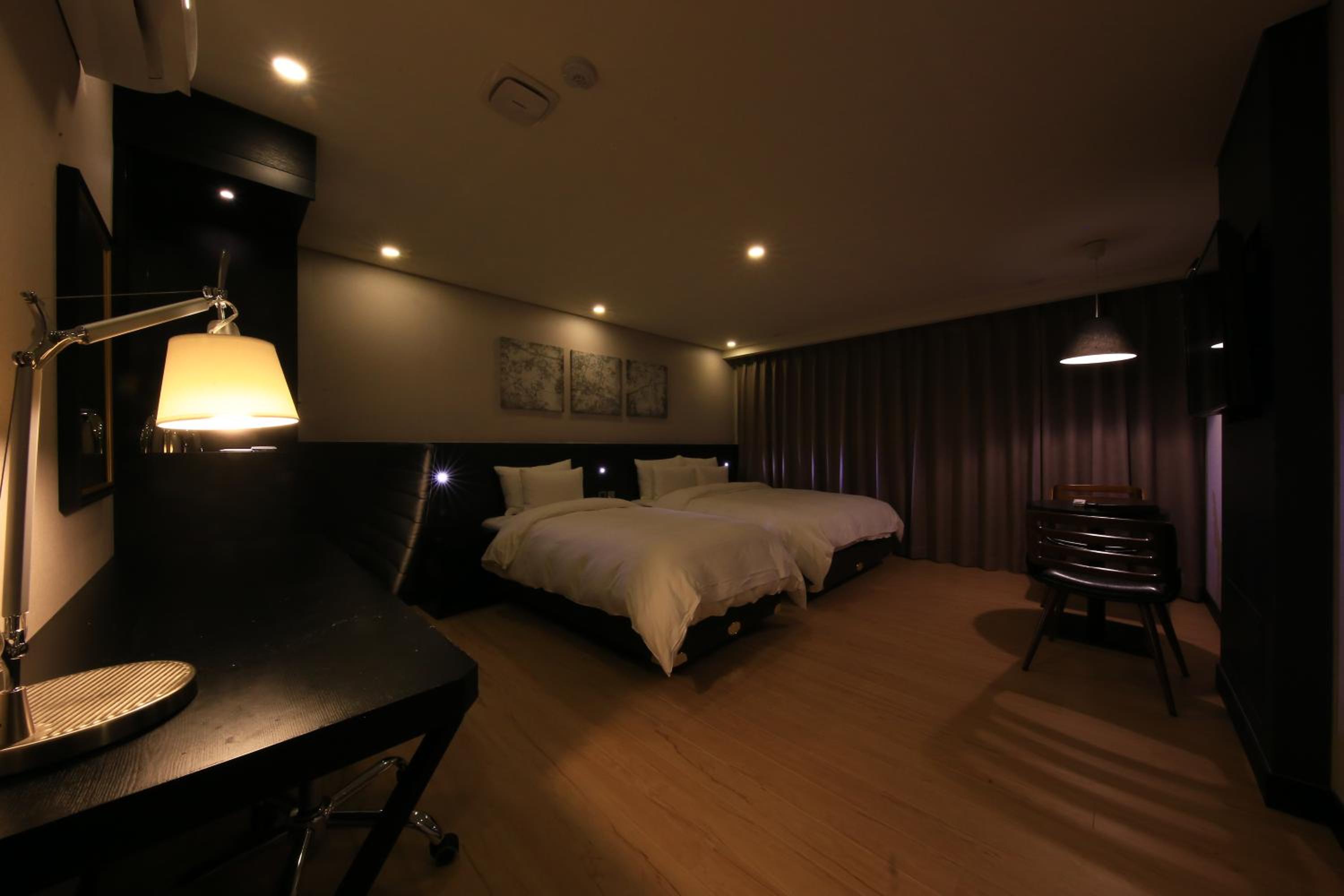 Deluxe Twin Room - Photo 4