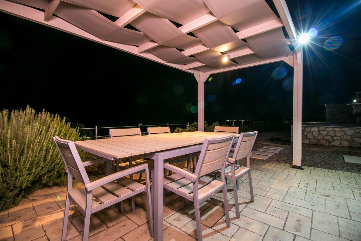 Deluxe Villa photo 1