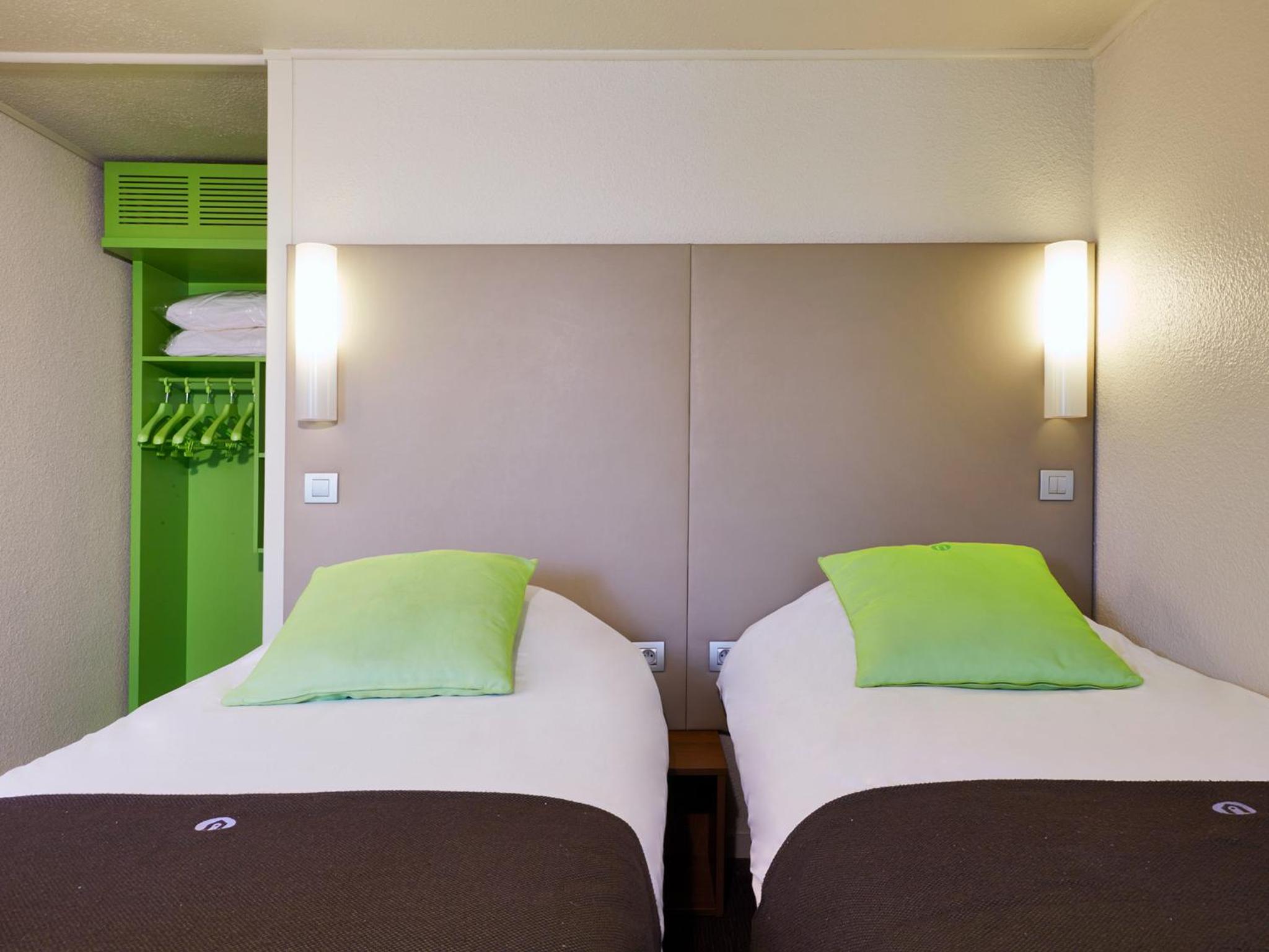Standard Twin Room photo 2