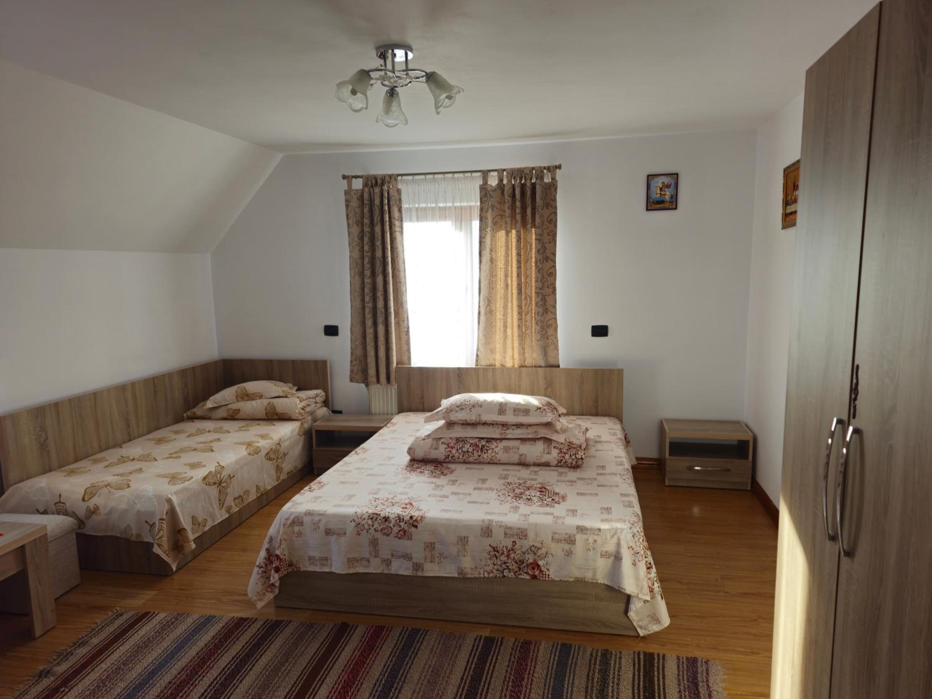 Triple Room with Private Bathroom photo 1
