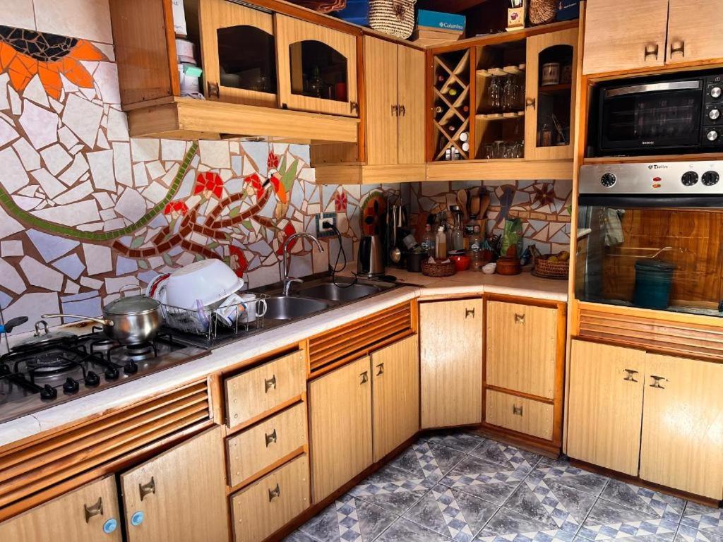 Standard Single Room with Shared Bathroom photo 3