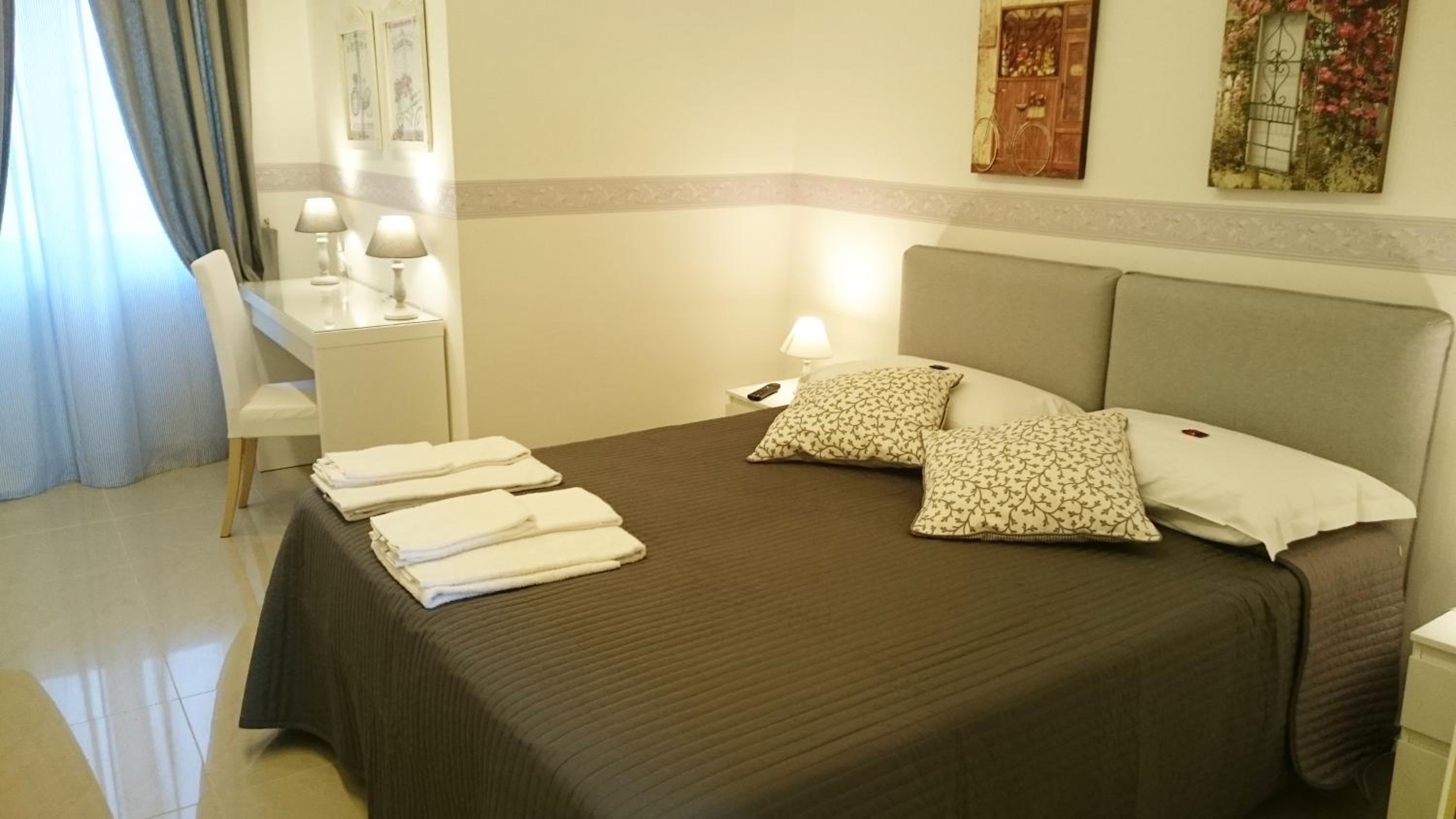 Double Room with Private Bathroom