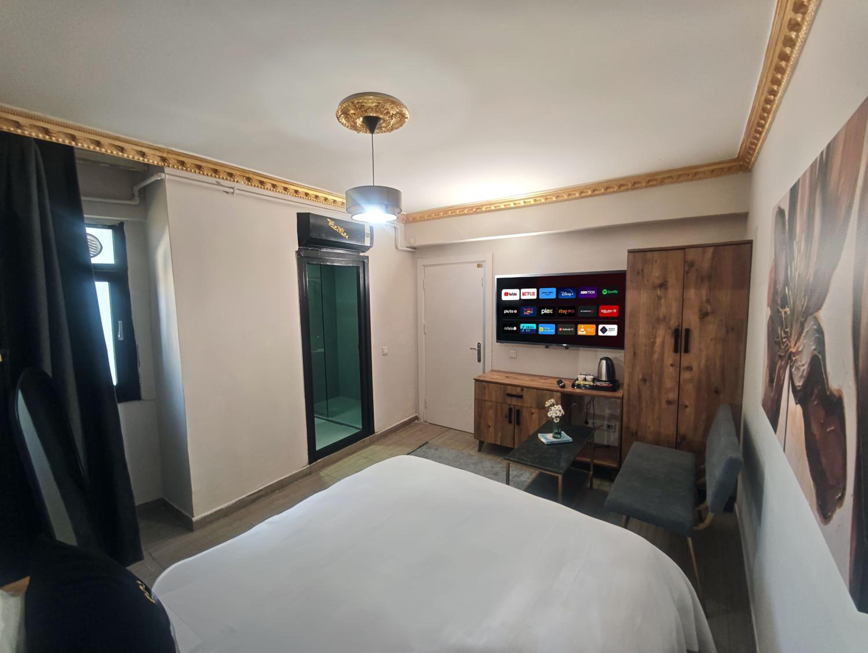 Standard Double Room photo 3