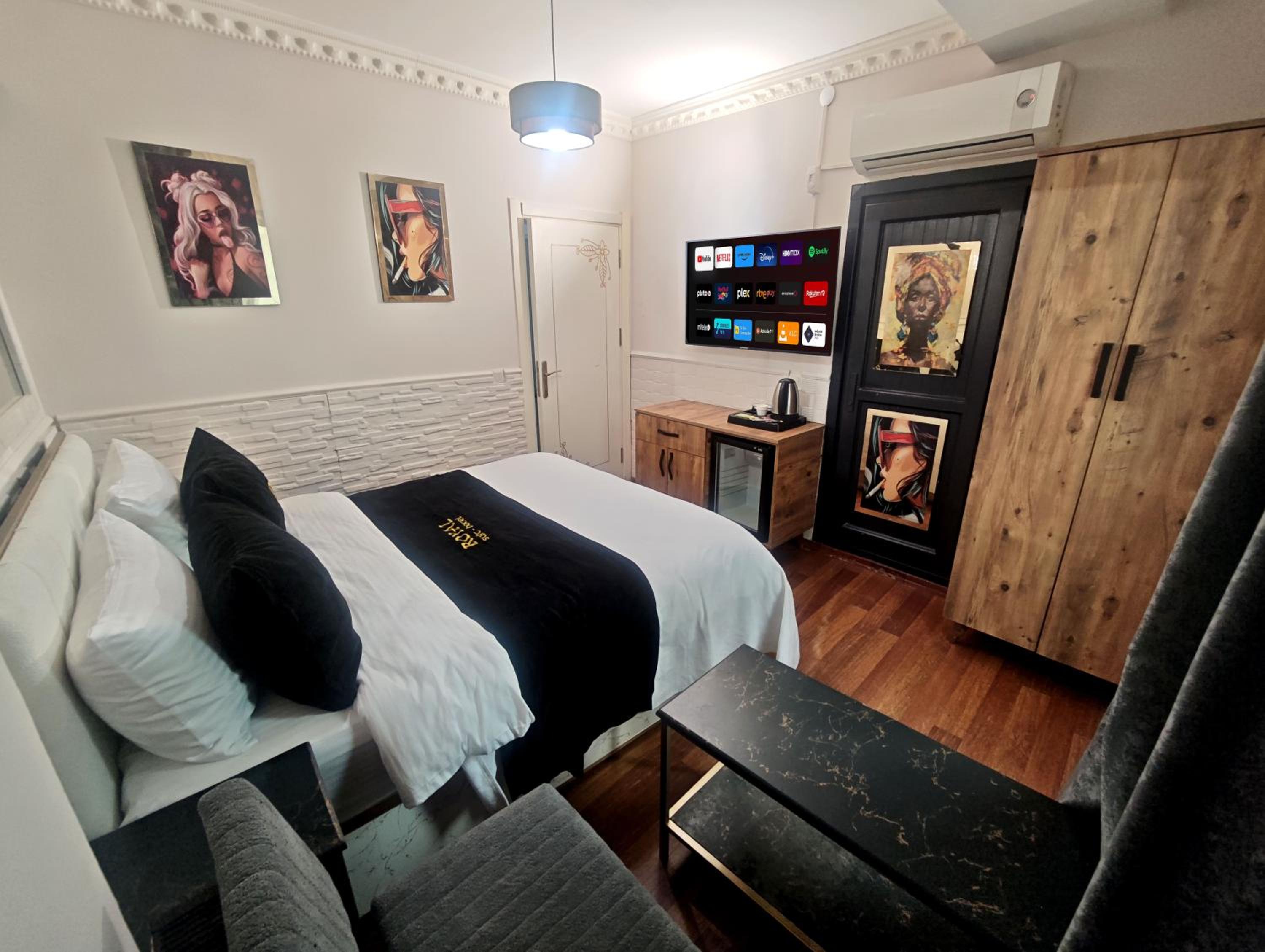 Deluxe Double Room photo 3