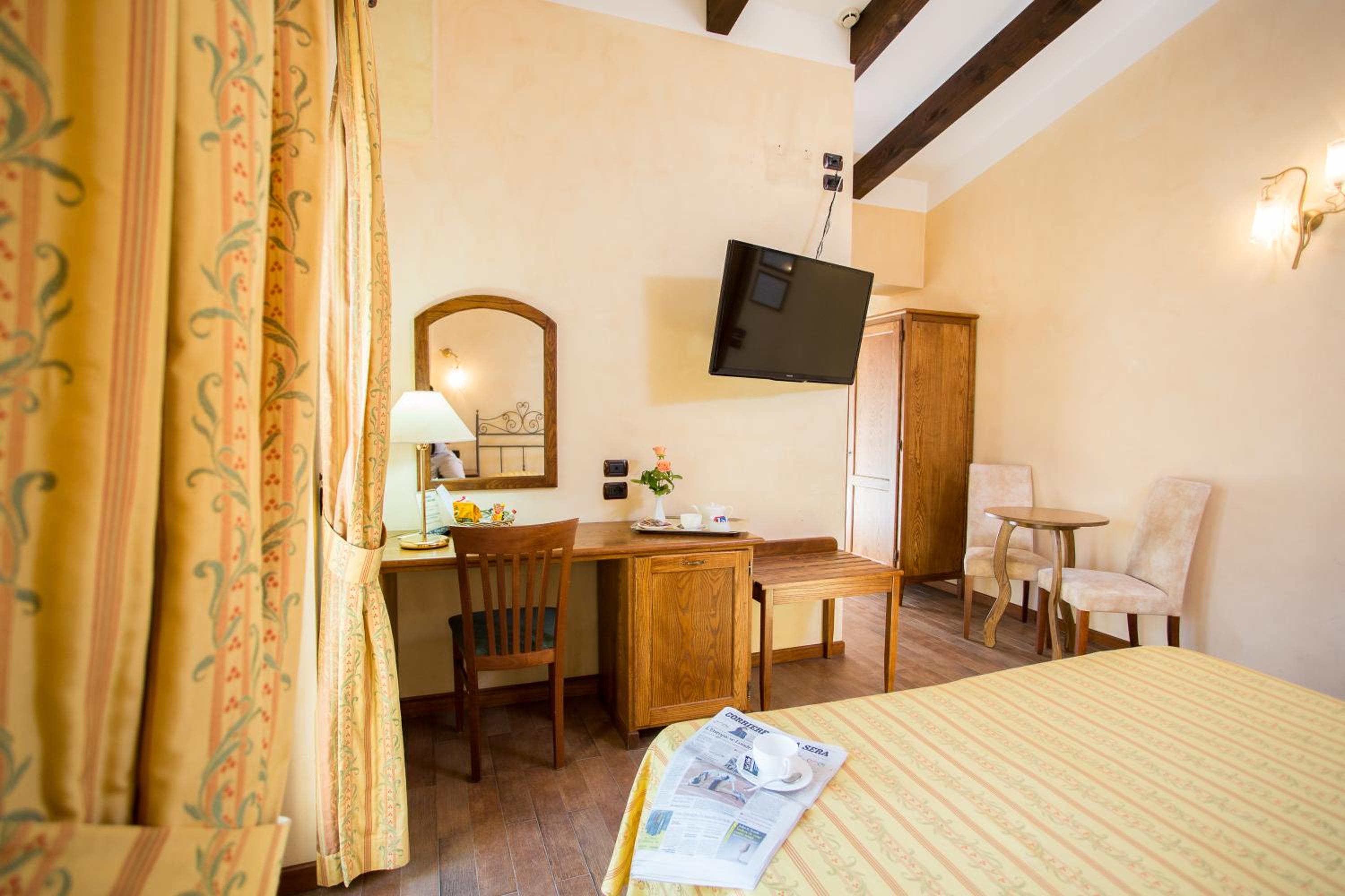 Single Room photo 2