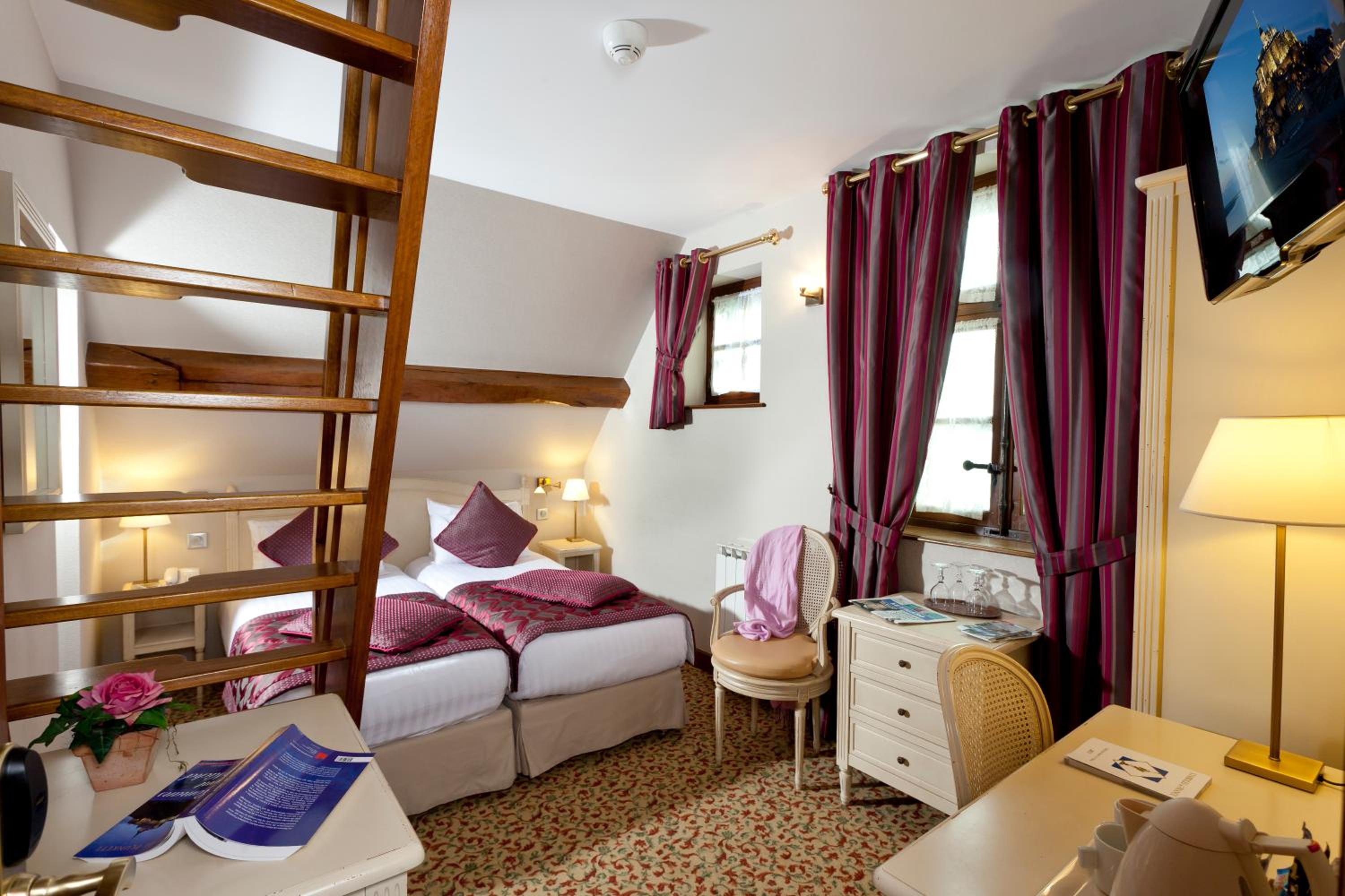 Quadruple Room - Photo 4