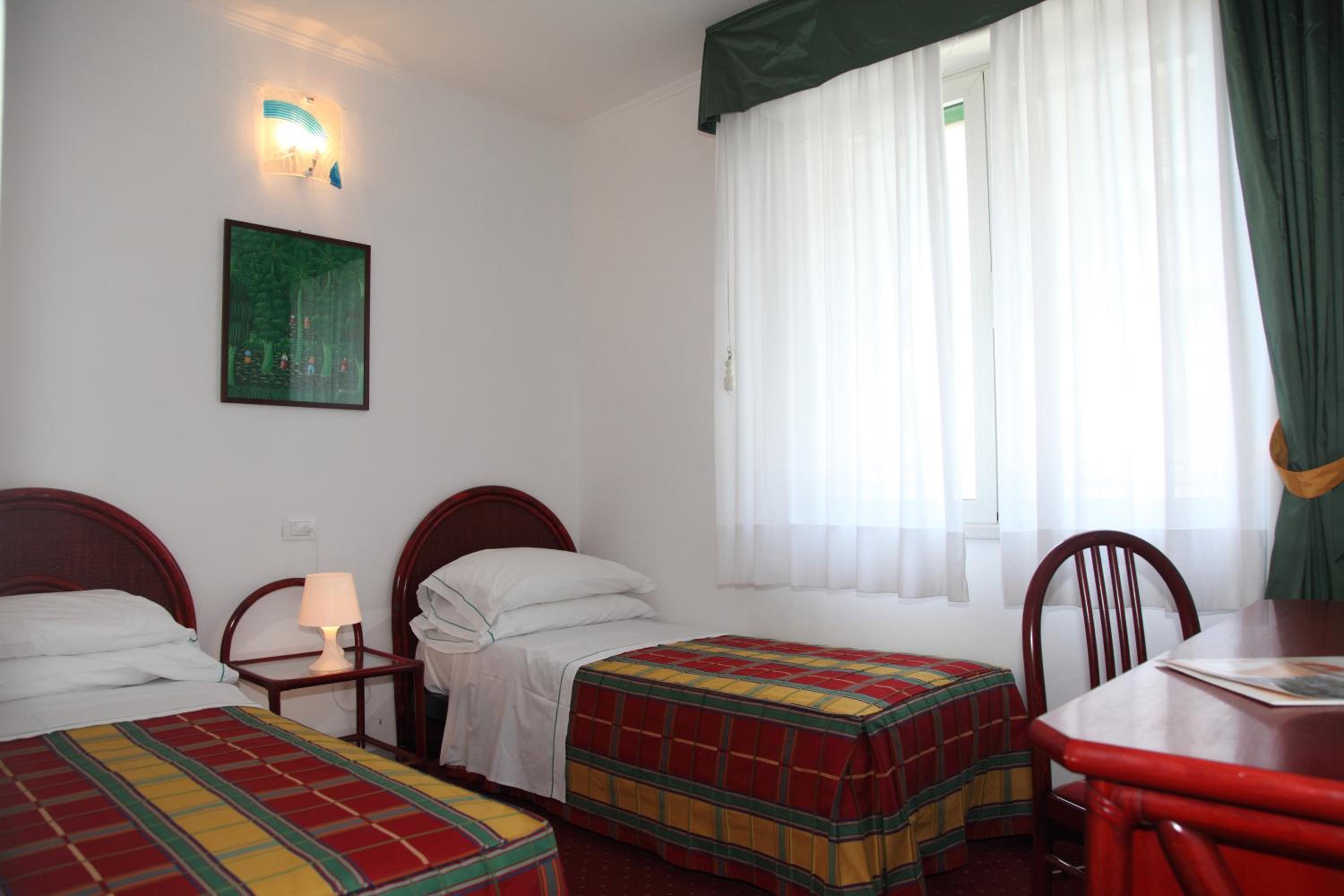 Double or Twin Room photo 2
