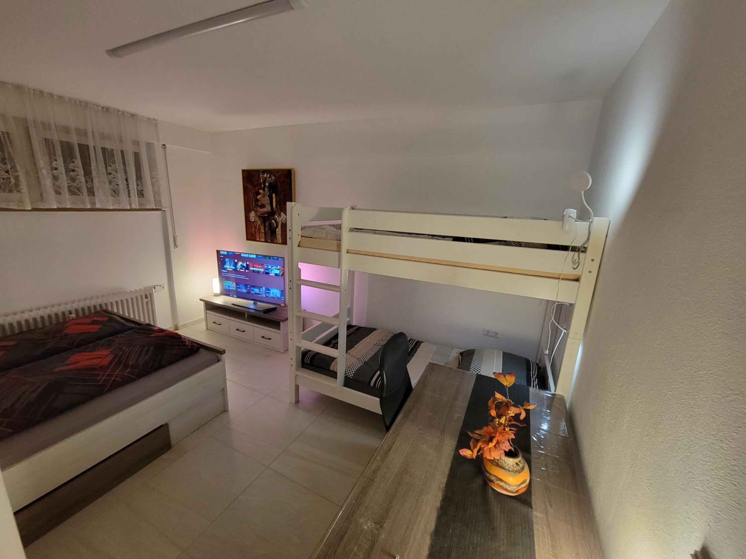 Deluxe Family Room
