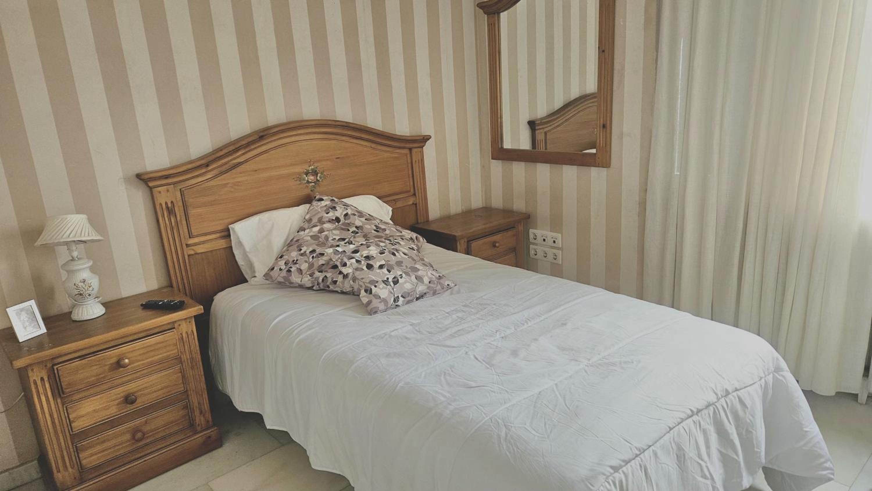 Small Single Room