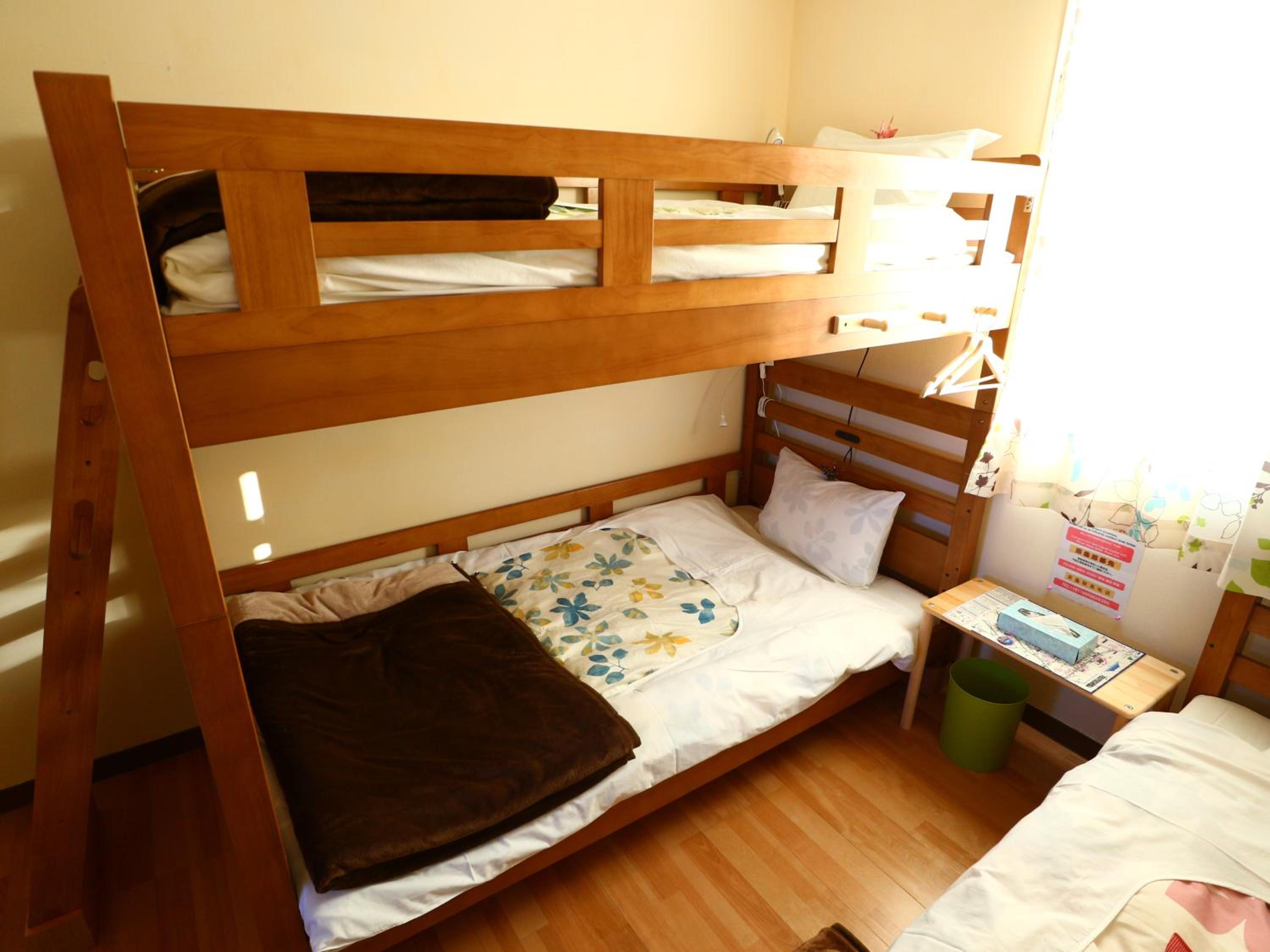 Family Room - Photo 26