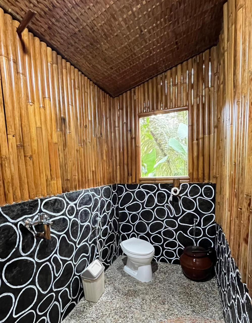 Deluxe Double Room with Balcony photo 1