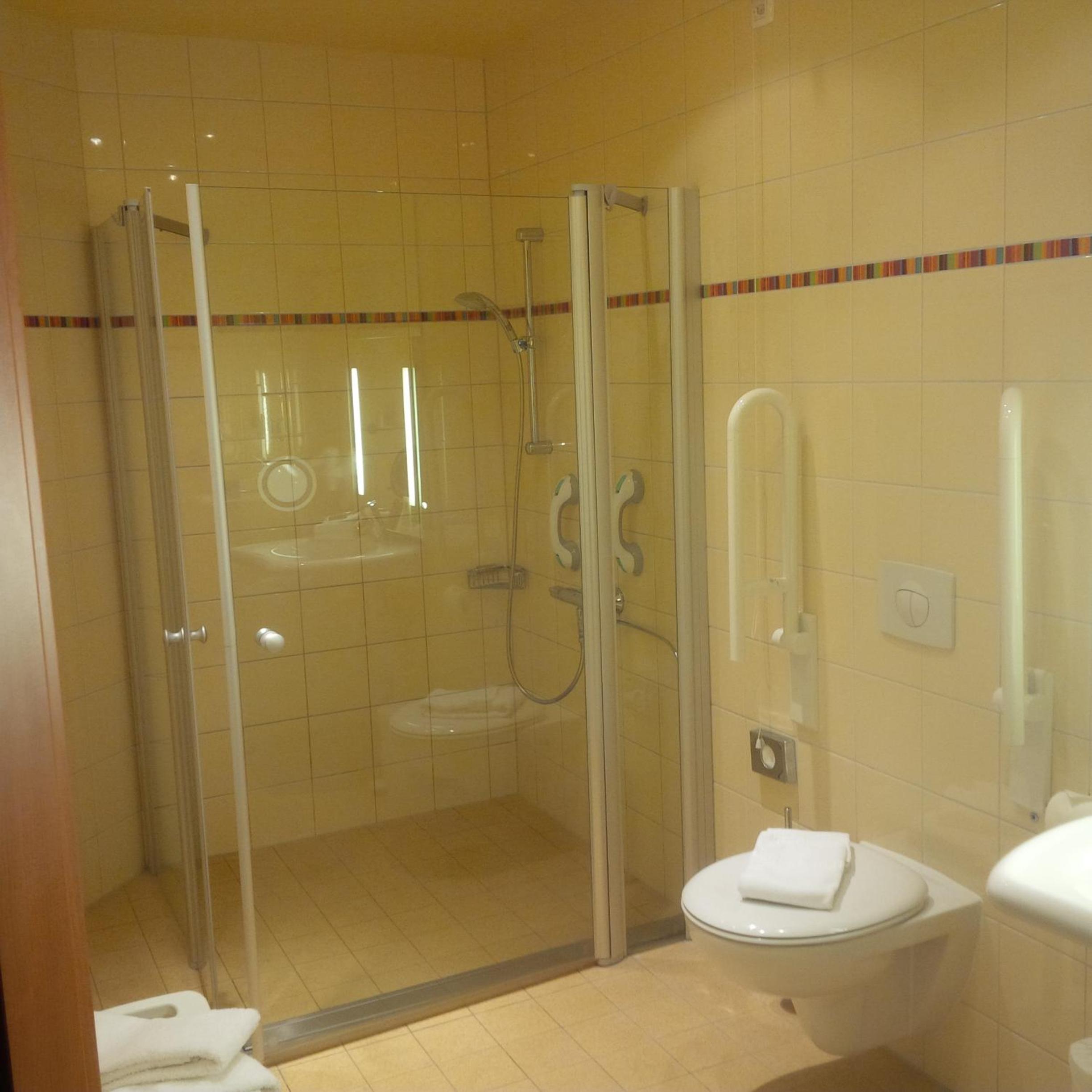 Double Room - Photo 5