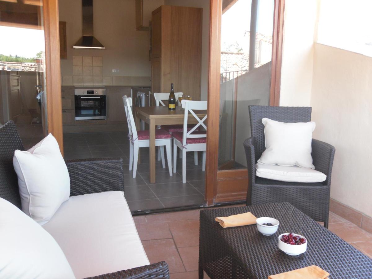 Apartment with Terrace photo 1
