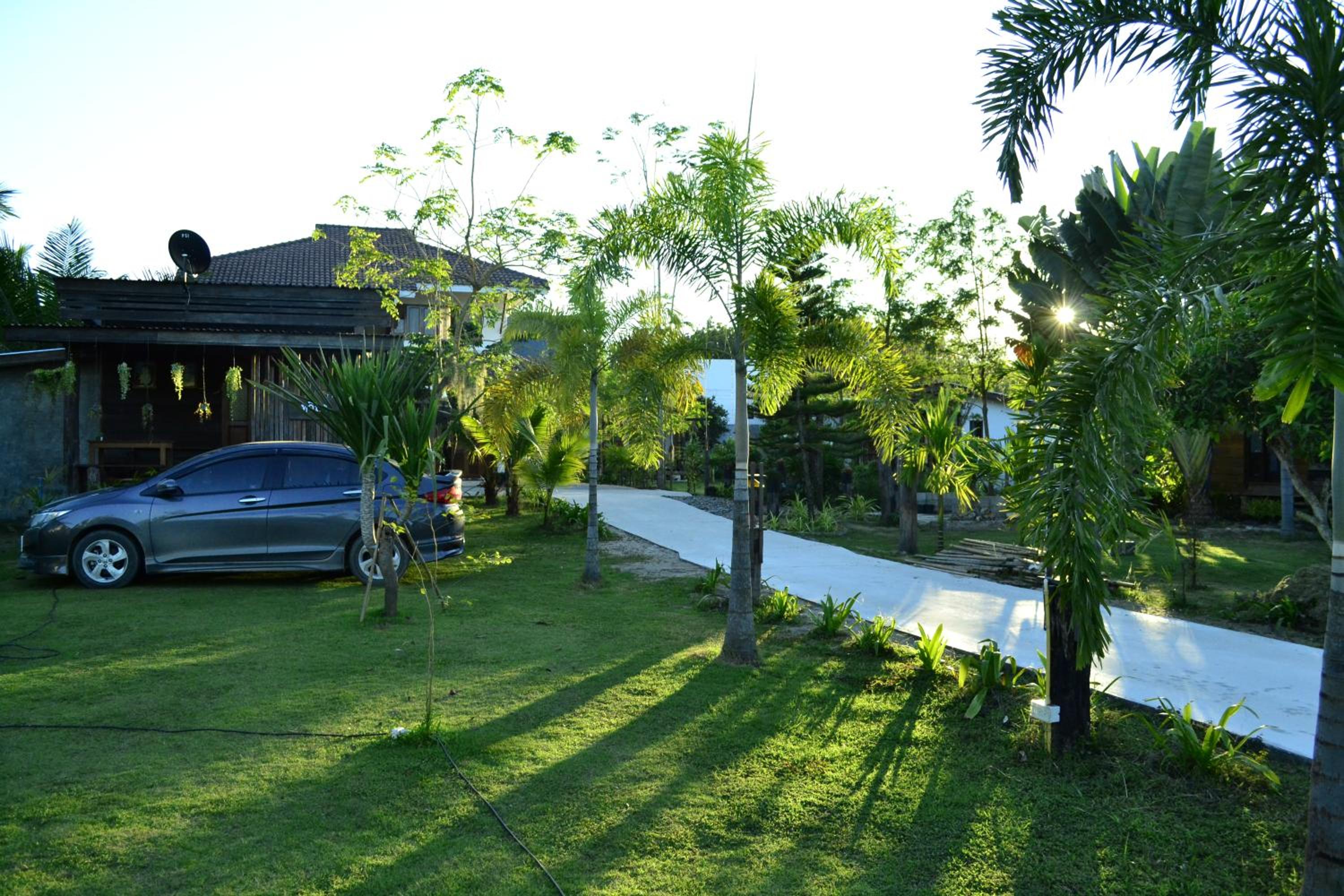Quadruple Room with Garden View photo 3