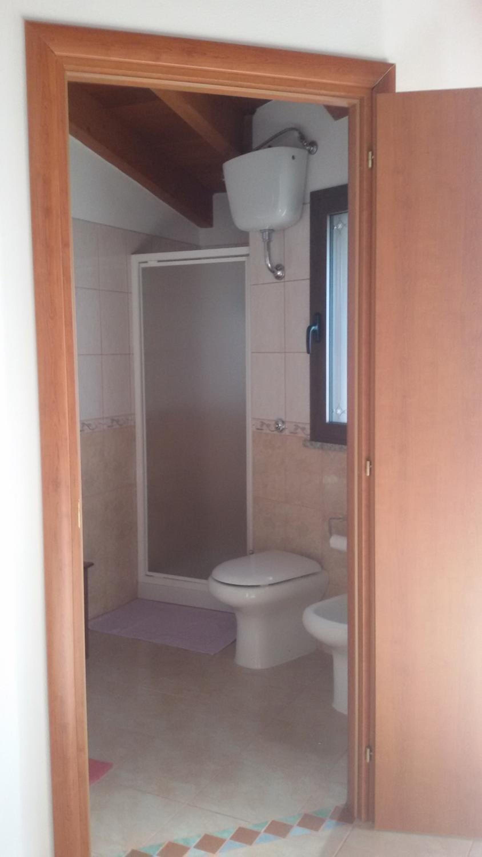 Double Room with Balcony - Photo 6