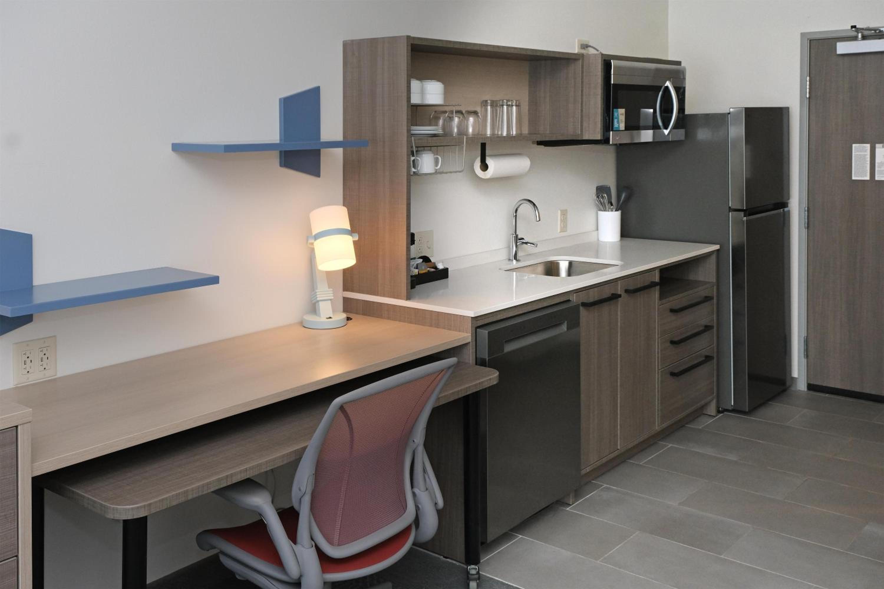 King Studio Suite - Photo 3