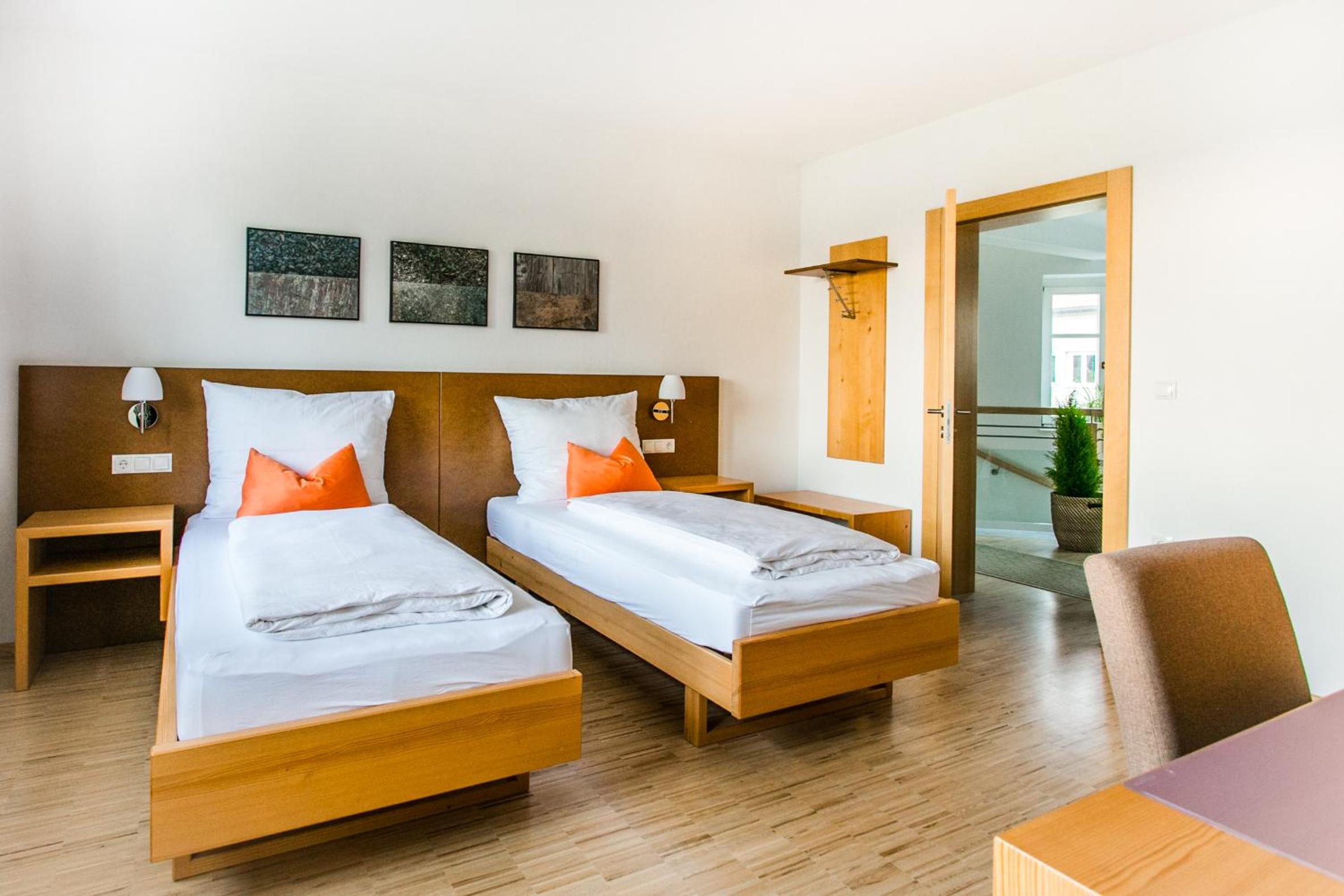 Double Room with Private Bathroom photo 3