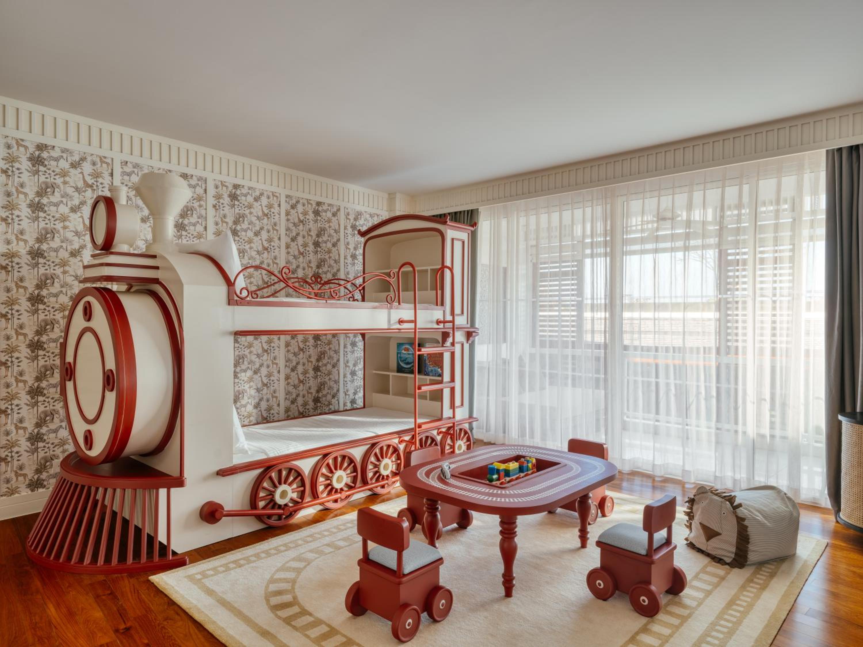Family Suite - Photo 1