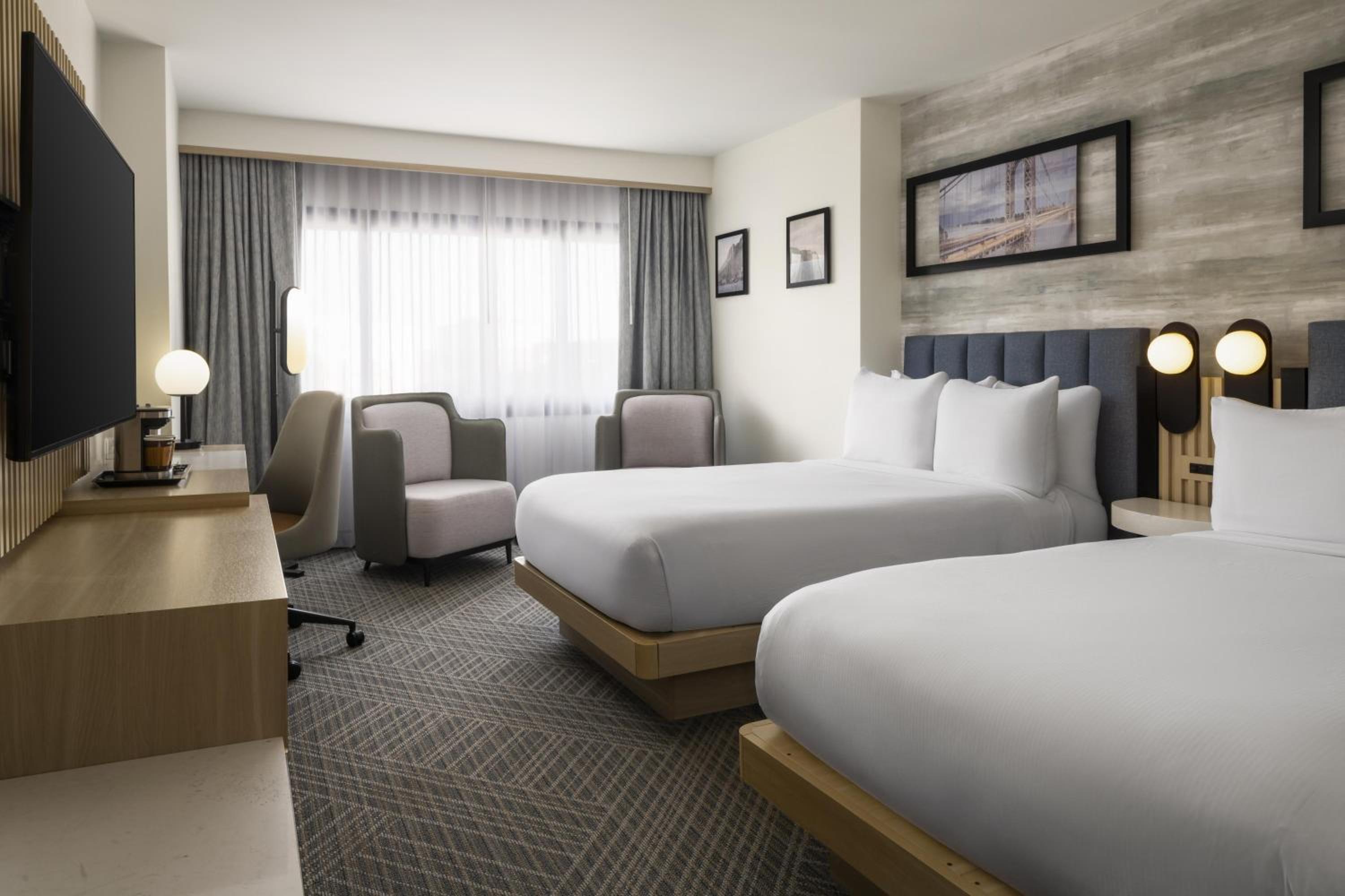 Executive Double Room with Two Double Beds - Non-Smoking photo 1