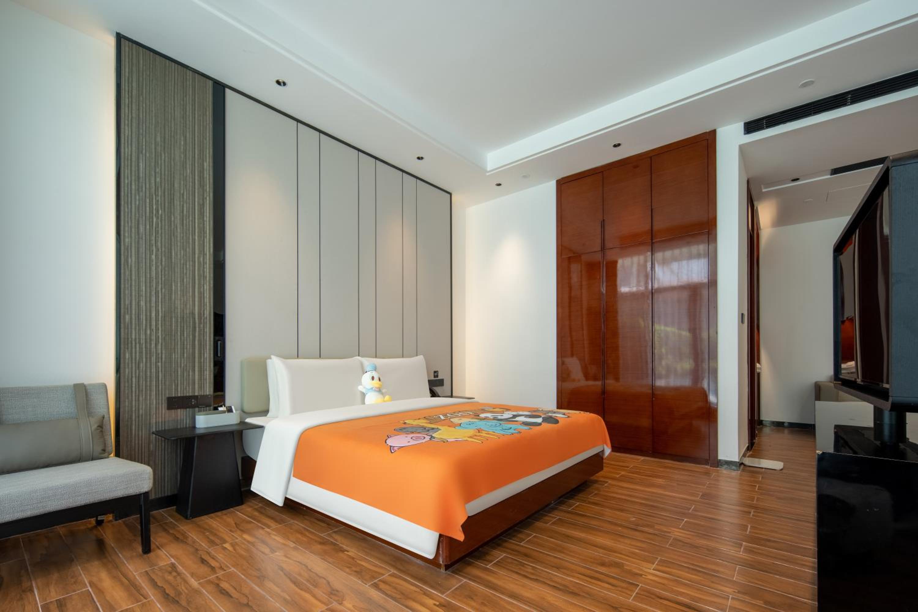 Jimu Family Suite with Pool