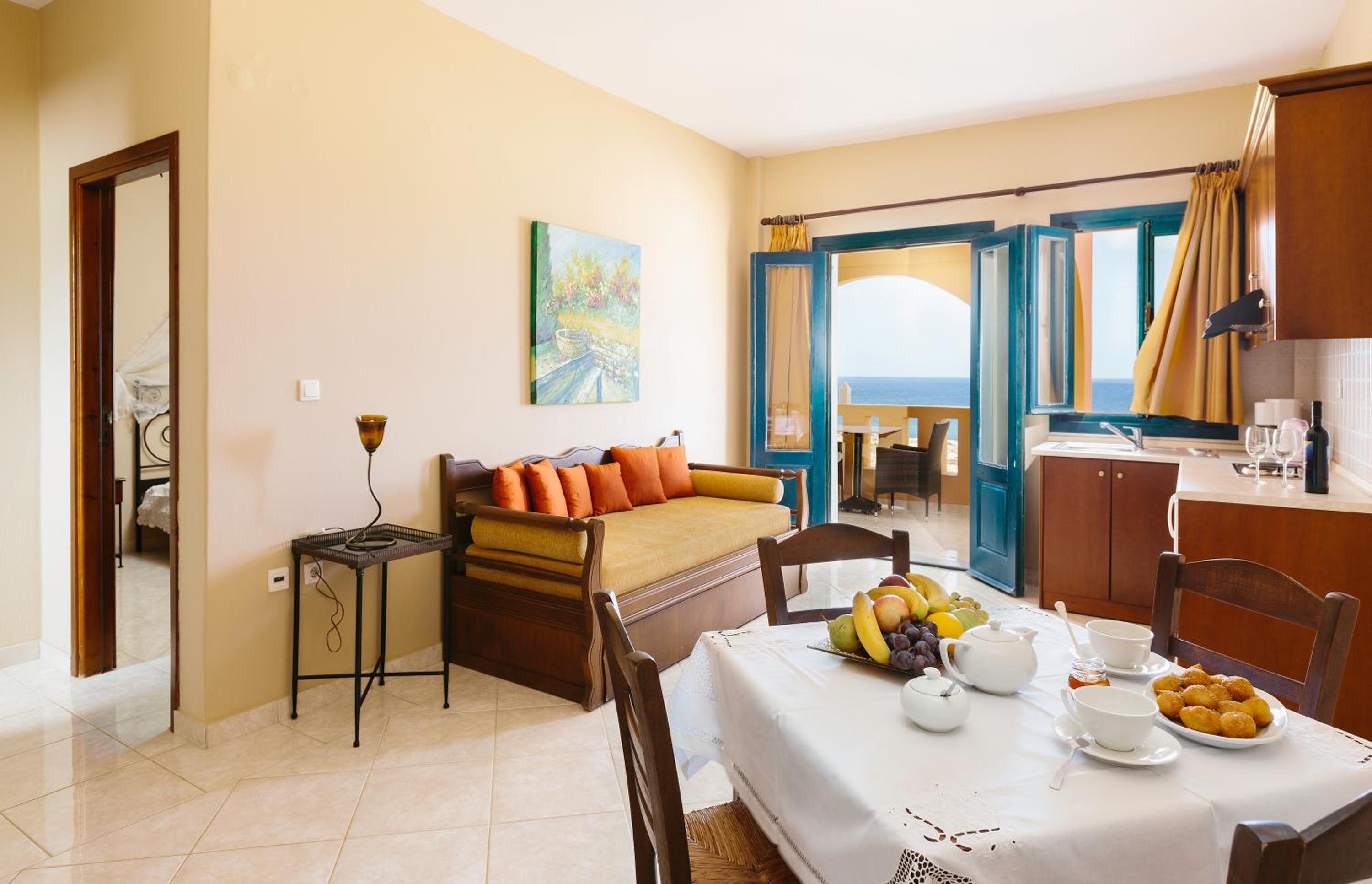 Family Apartment with Sea View photo 3
