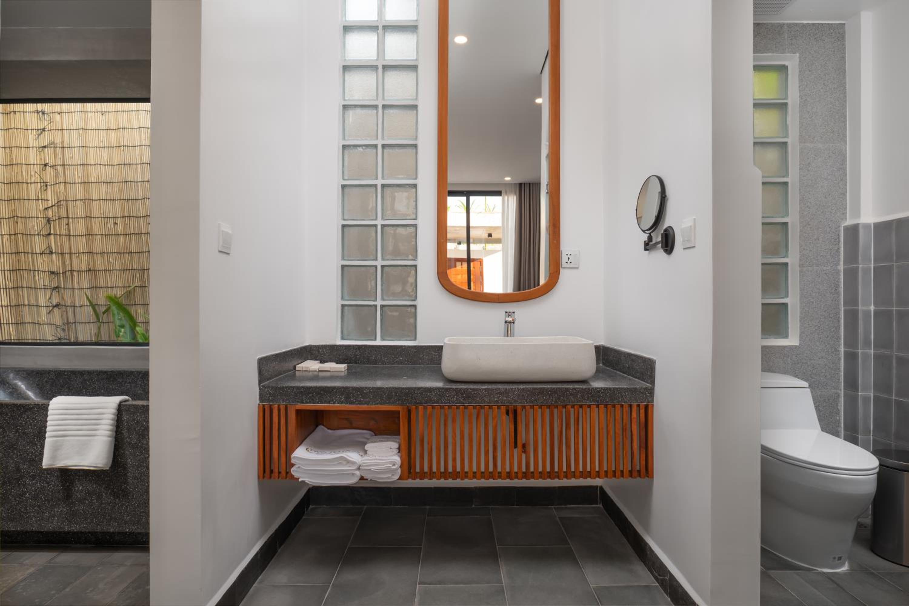 Private Pool Villa 2-Bedroom - Free Airport Pickup and Minibar - Photo 2