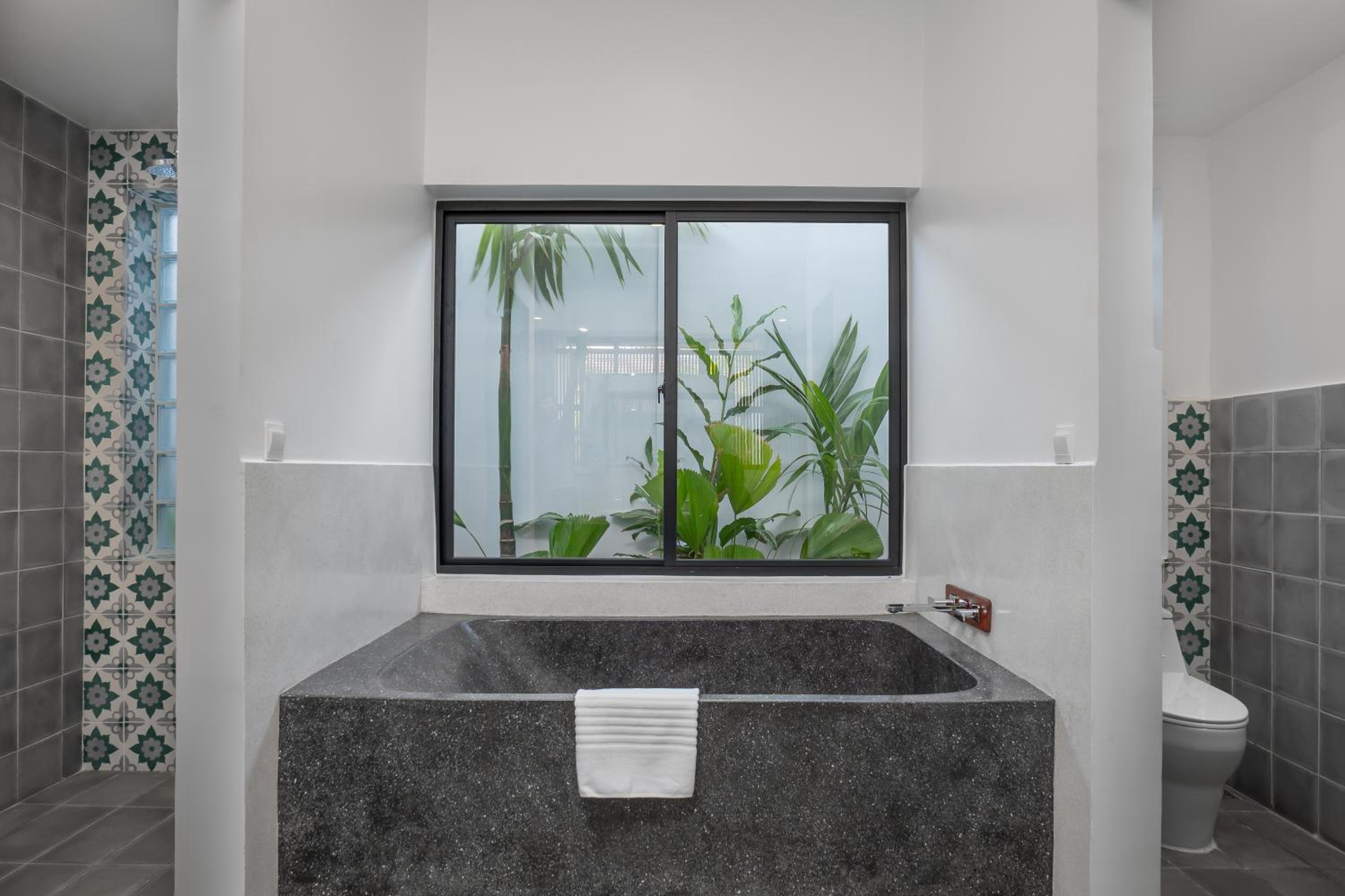 Private Pool Villa 1-Bedroom - Free Airport Pickup and Minibar - Photo 4