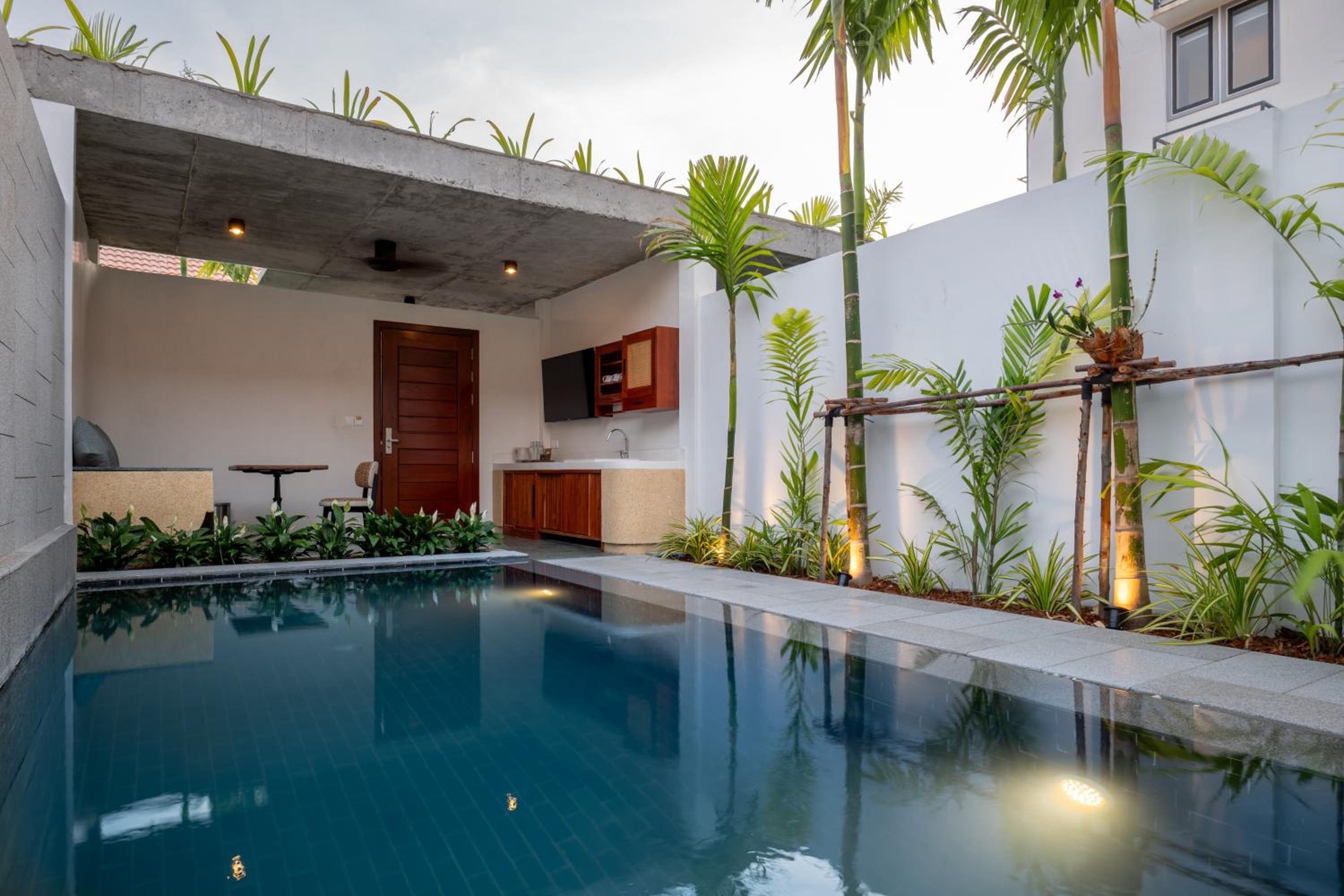 Private Pool Villa 1-Bedroom - Free Airport Pickup and Minibar - Photo 1