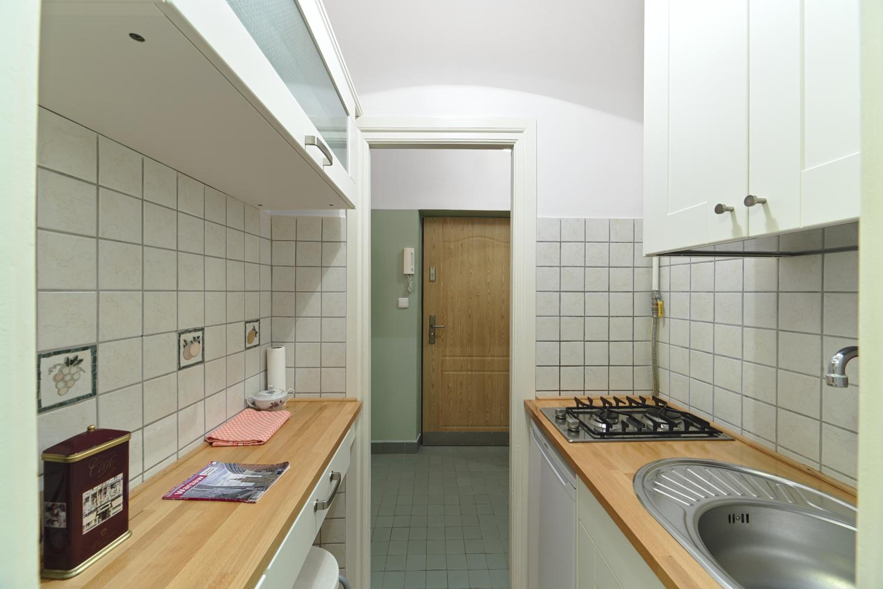 Apartment with Balcony - Photo 48